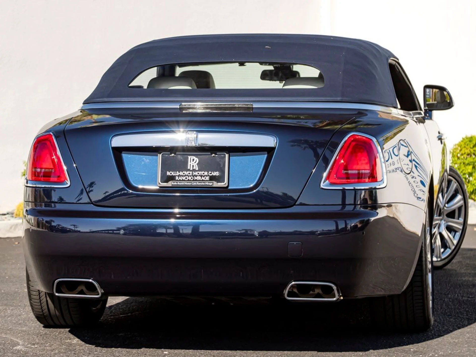 mph001_2243965502_2_5df17b17fd