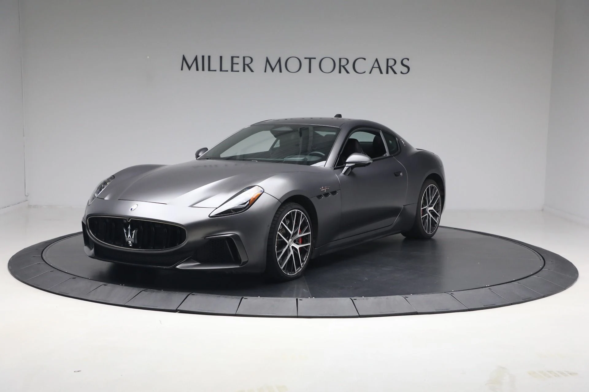 mph001_2246987882_Used_2024_Maserati_Gran_Turismo_Trofeo_1780437005_239ecef926