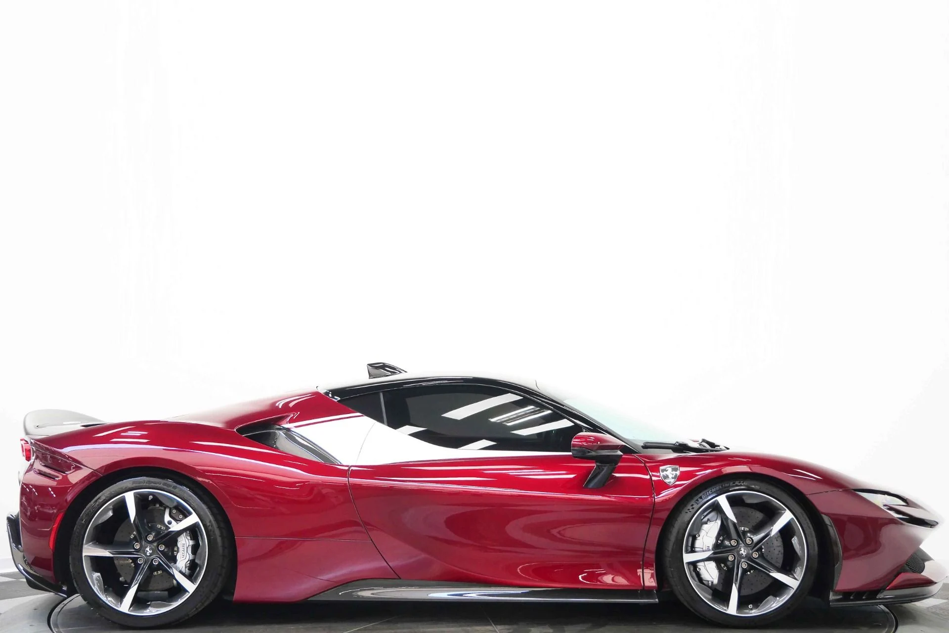 mph001_2250362635_Used_2021_Ferrari_SF_90_Stradale_Assetto_Fiorano_245_K_in_Options_Amazing_Color_1774374254_10debc388d