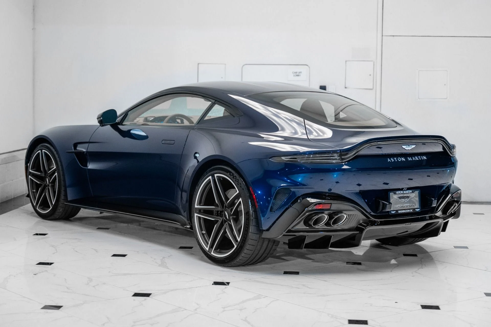 mph001_226703720_New_2026_ASTON_MARTIN_VANTAGE_1759243451_bb8d810ed8