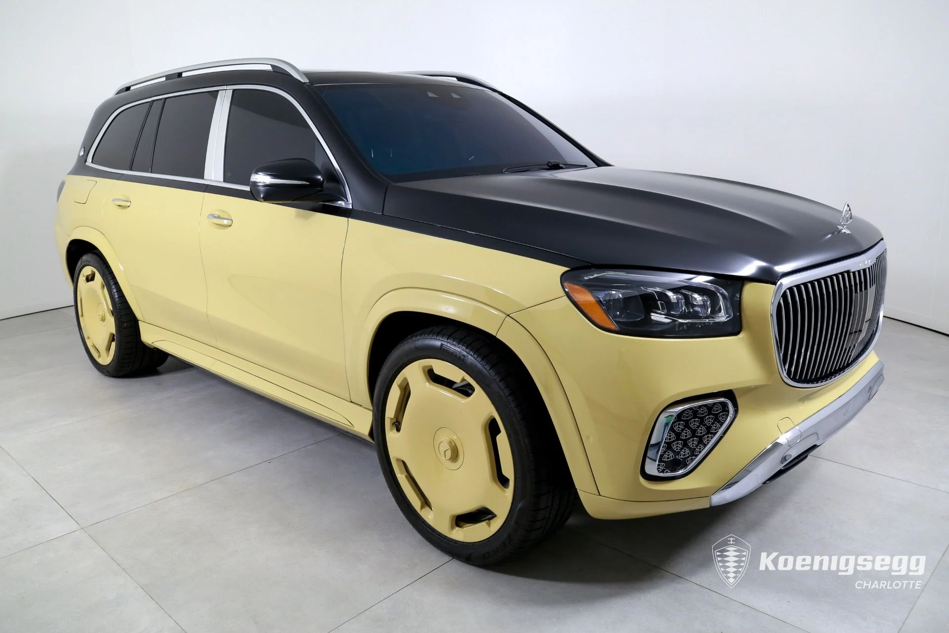 mph001_2281237417_Used_2024_Mercedes_Benz_GLS_Mercedes_Maybach_GLS_600_4_MATIC_1760990518_71bd1dbd97
