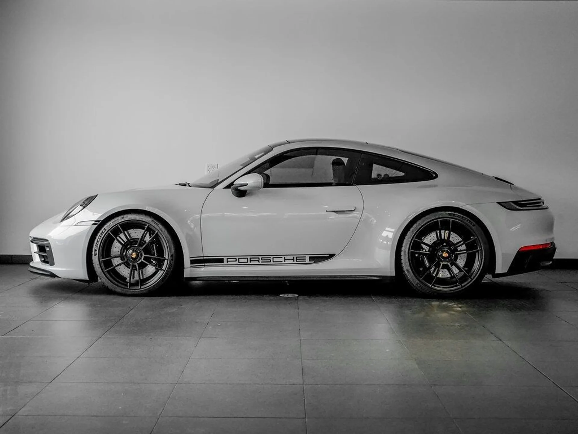 mph001_2286225715_428df534fdf00e9cbffa85dd453359f5_26616dcfa3