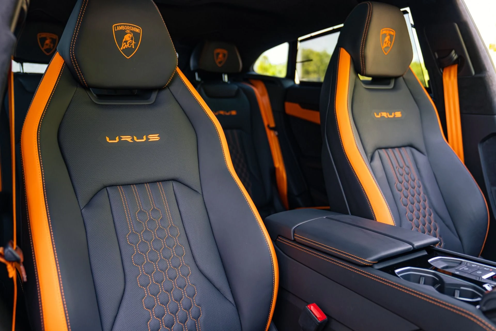 mph001_2298159034_Used_2024_Lamborghini_Urus_S_HUGE_295296_Original_MSRP_Low_Mile_1787089890_c48bc508ce