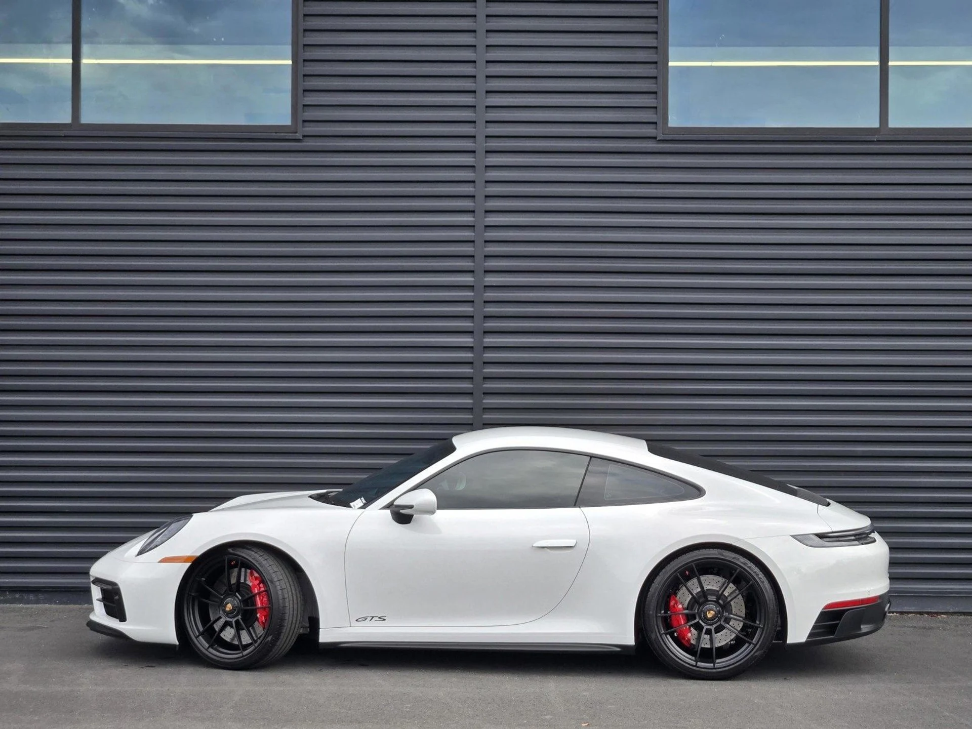 mph001_2301253604_3307438fad80014273bd3837c4661c12x_7cce329782