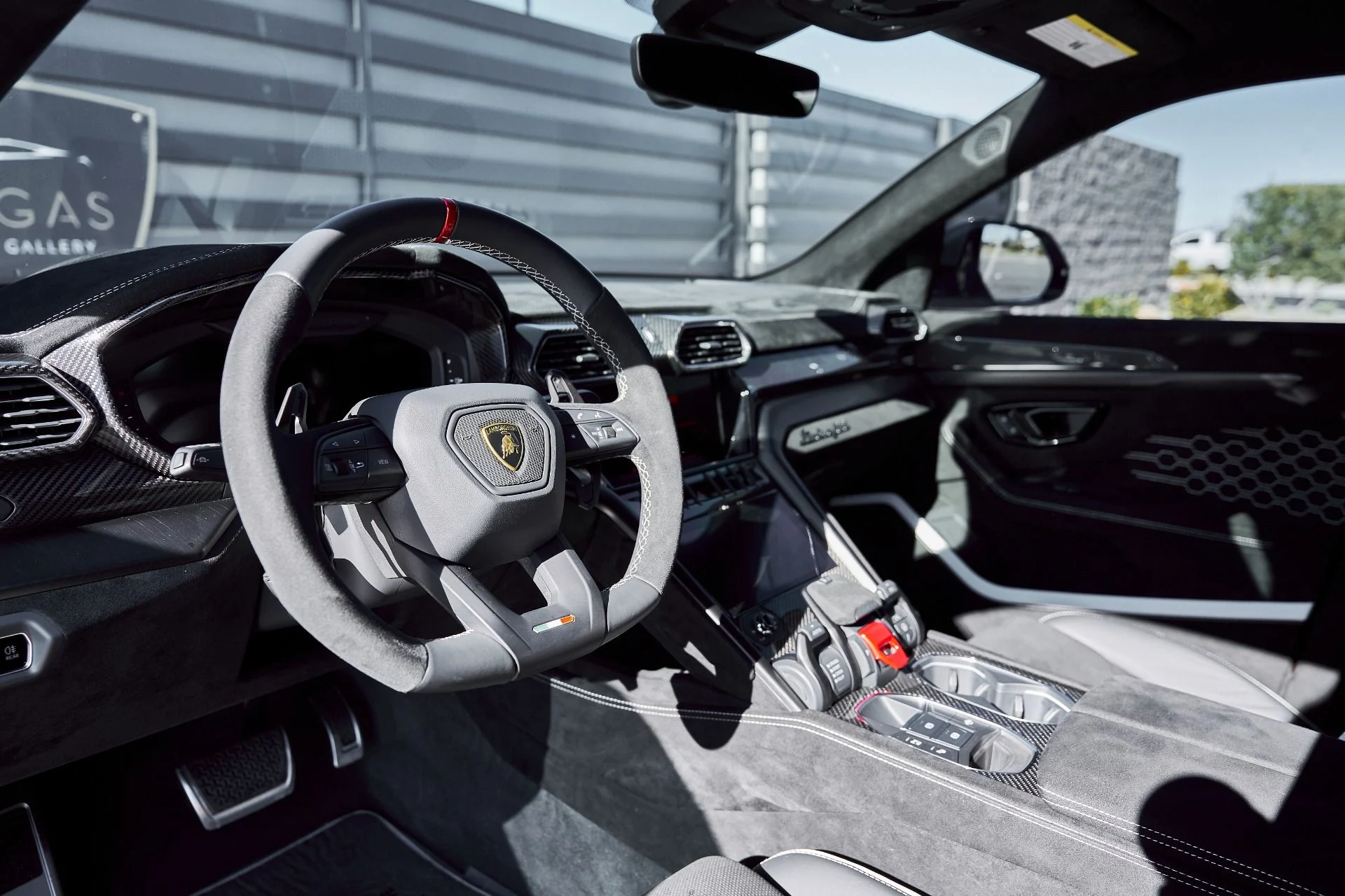 mph001_2301808226_Used_2024_Lamborghini_Urus_Performante_1767667802_49e12cdbb8