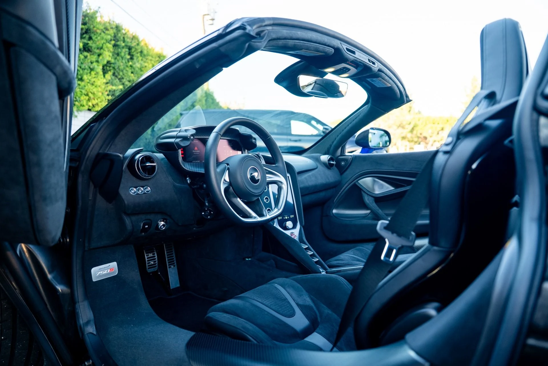 mph001_2308590813_Used_2024_Mc_Laren_750_S_Spider_1764028918_ba6a786274