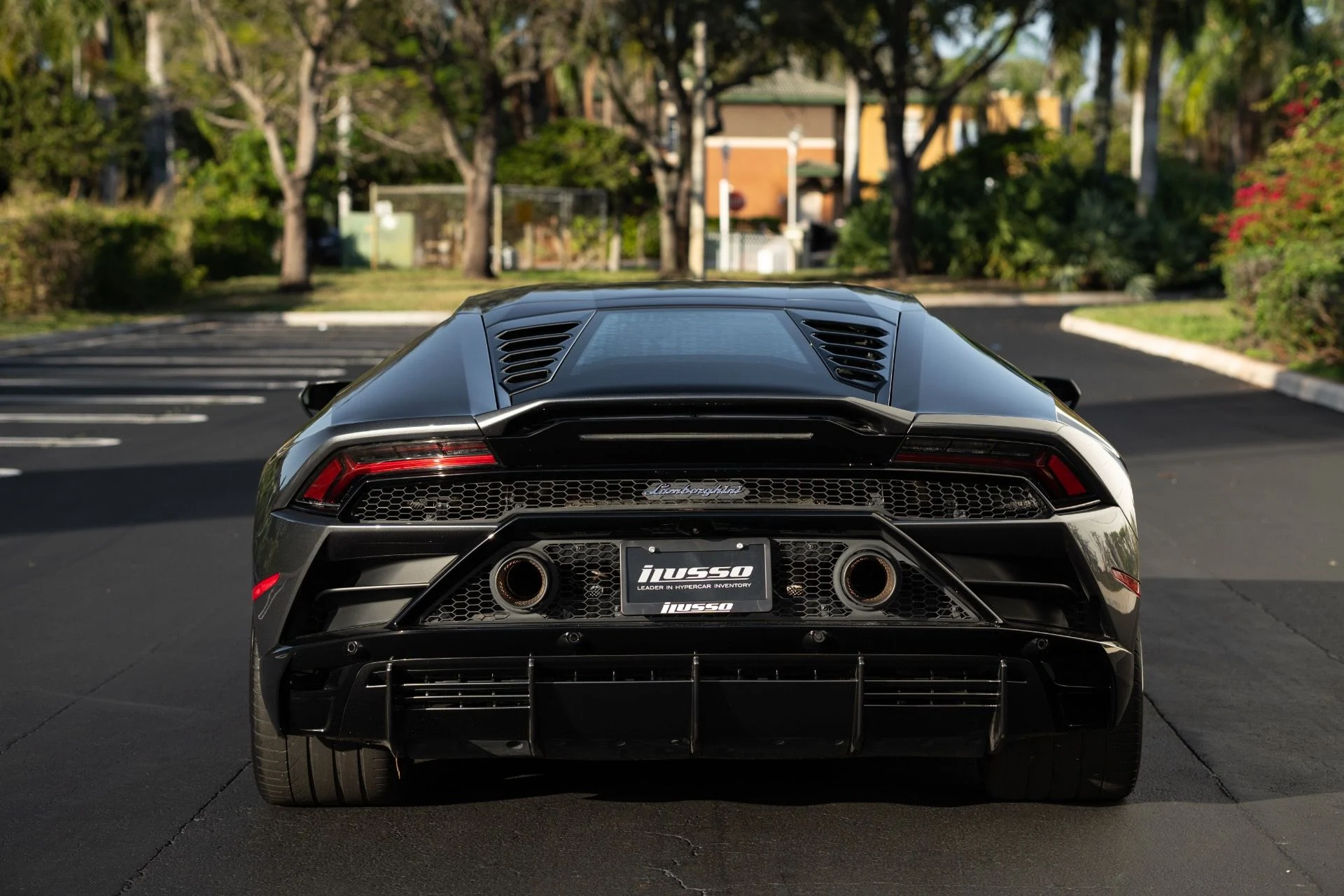 mph001_2314058208_Used_2020_Lamborghini_Huracan_EVO_1769630384_1ca11a1e6e