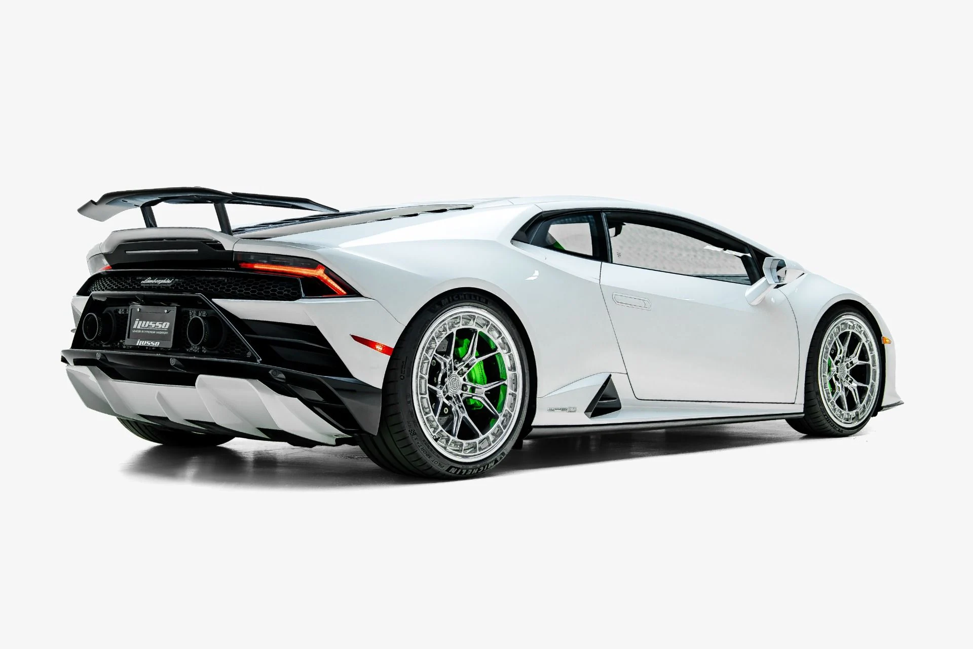 mph001_2324149940_Used_2021_Lamborghini_Huracan_VF_Supercharged_EVO_1789669103_c6f63706eb