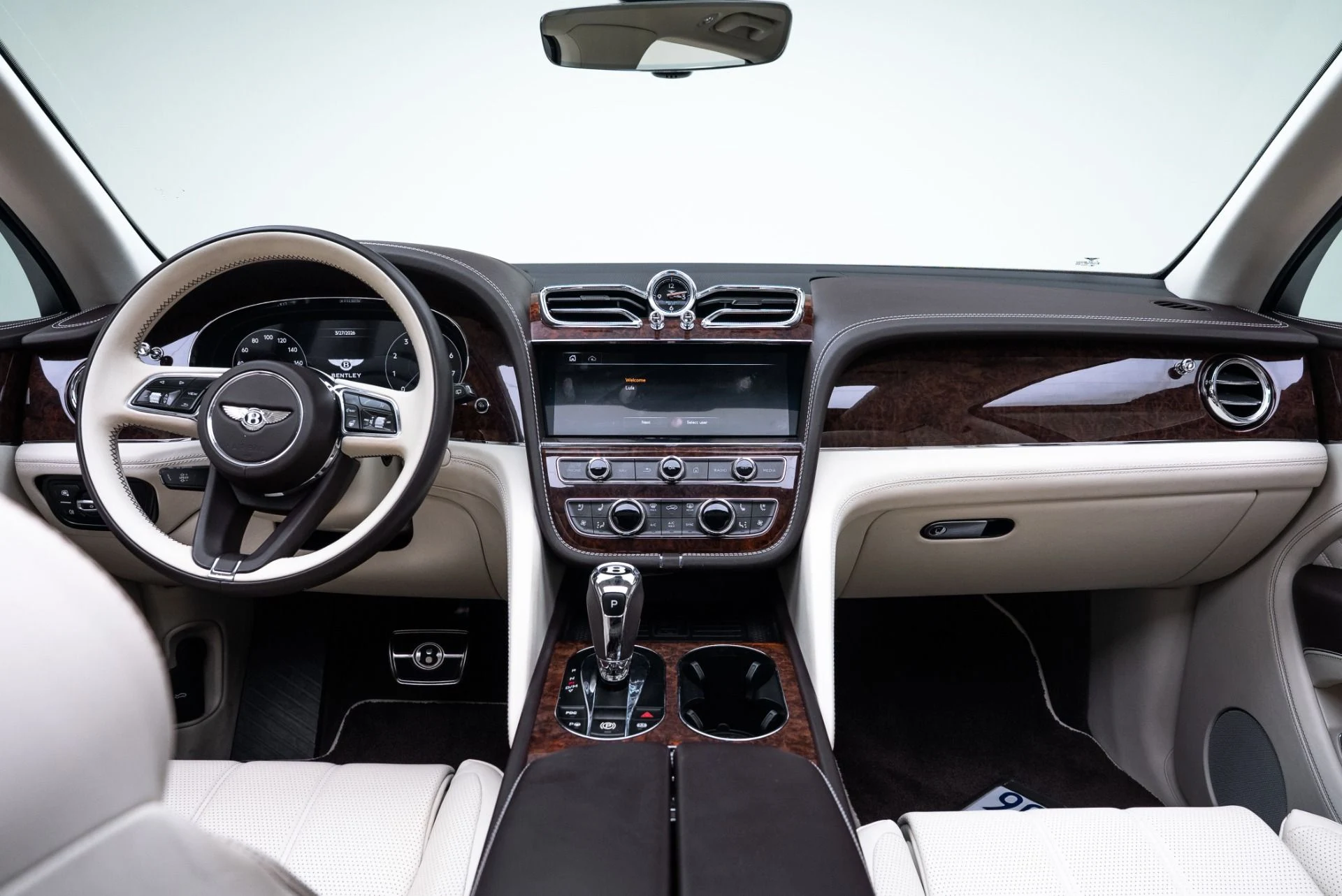 mph001_2365430051_Used_2021_Bentley_Bentayga_V8_1774990523_83a4fbc358