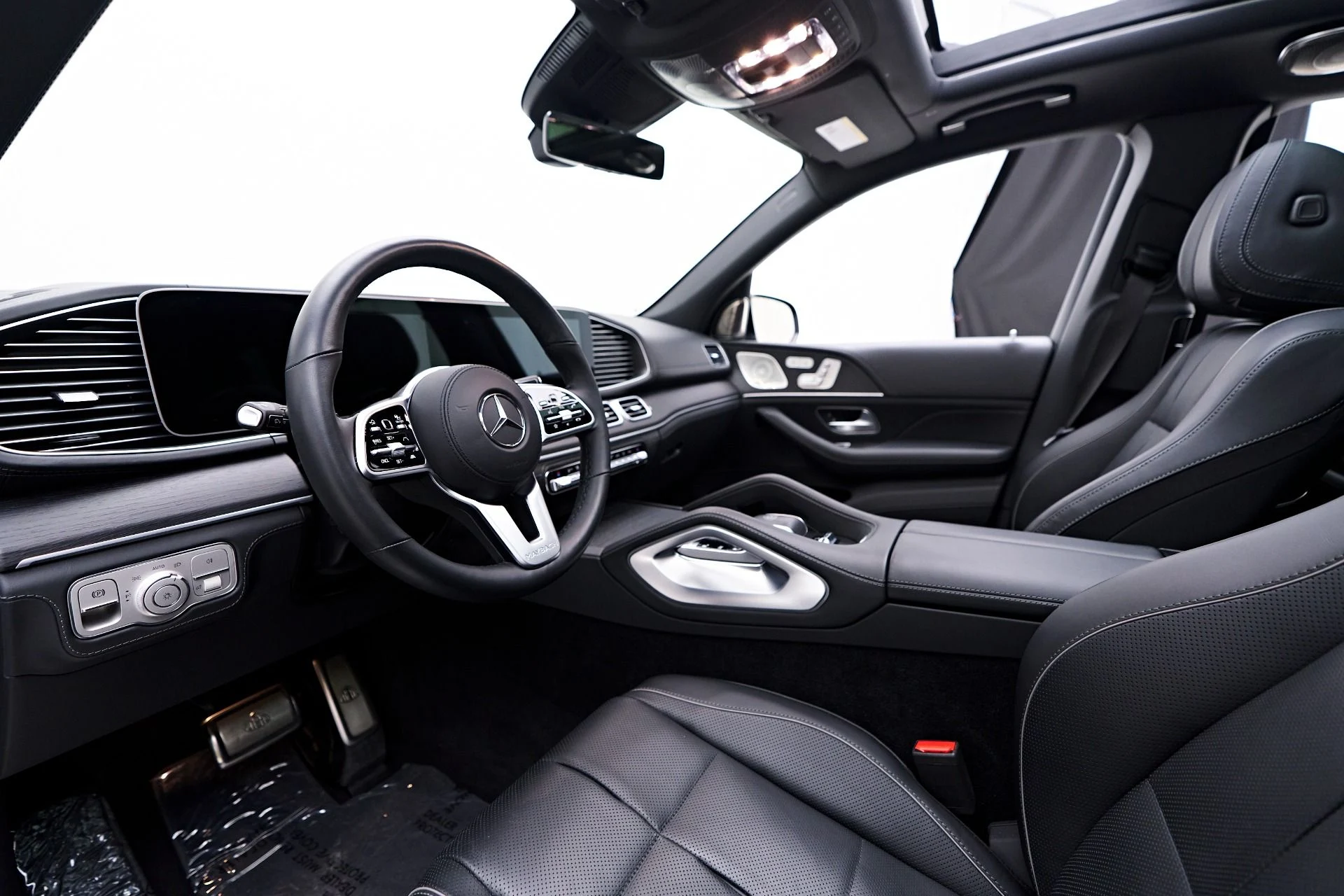 mph001_2365795652_Used_2022_Mercedes_Benz_GLS_Maybach_GLS_600_1747446181_c55f9a6c1c