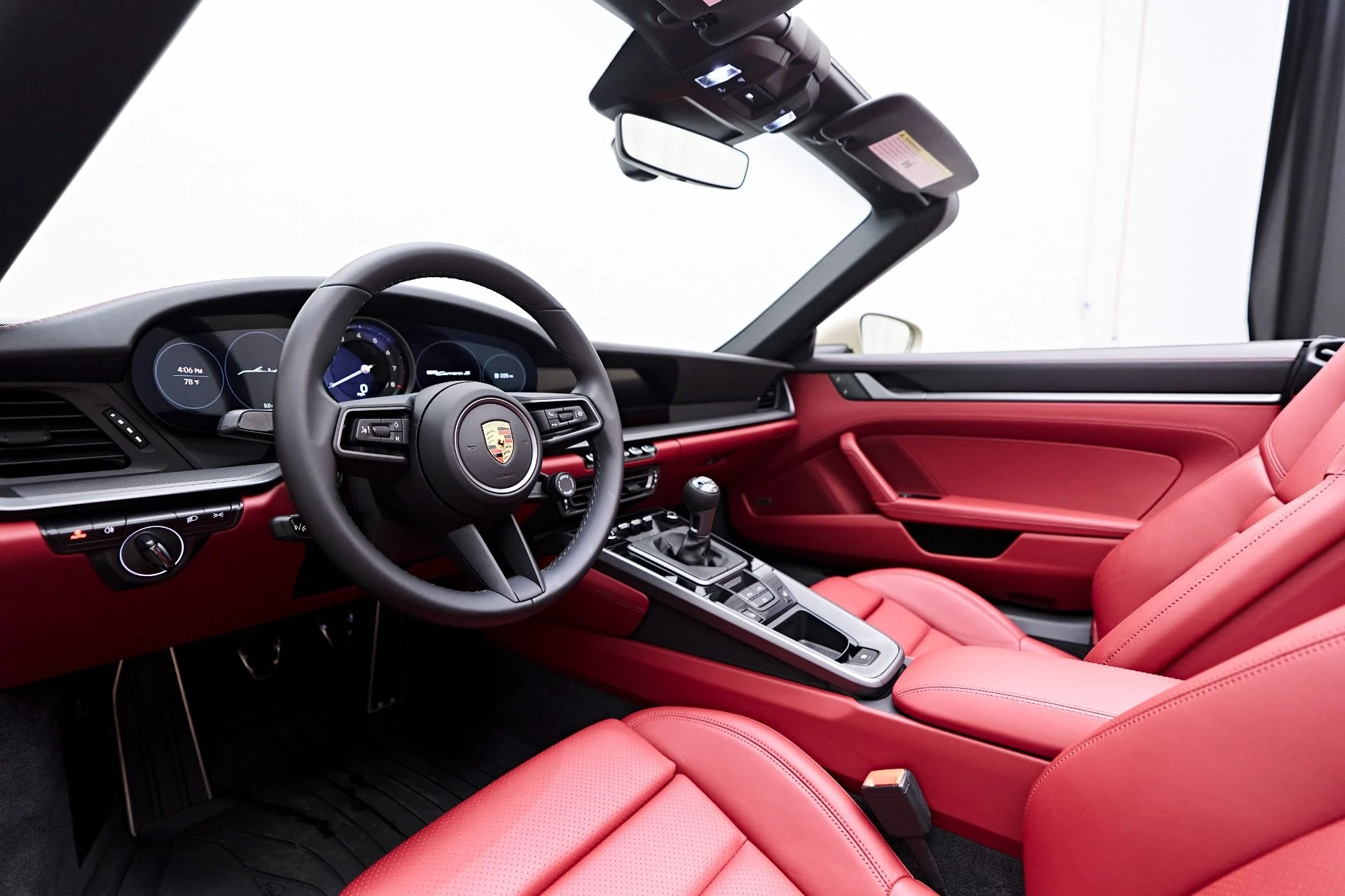 mph001_2367905057_Used_2022_Porsche_911_Carrera_S_1759192800_c02e7296a8
