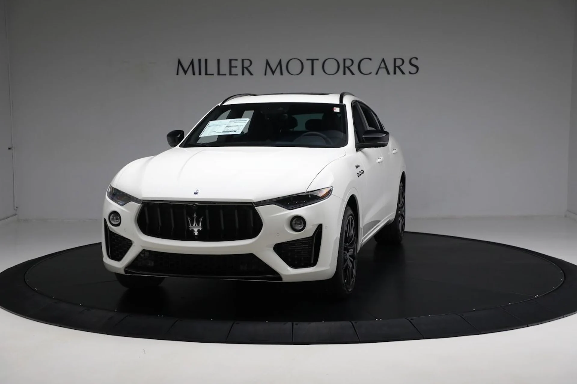 mph001_2370313205_New_2024_Maserati_Levante_Modena_Ultima_bc58faaf4b