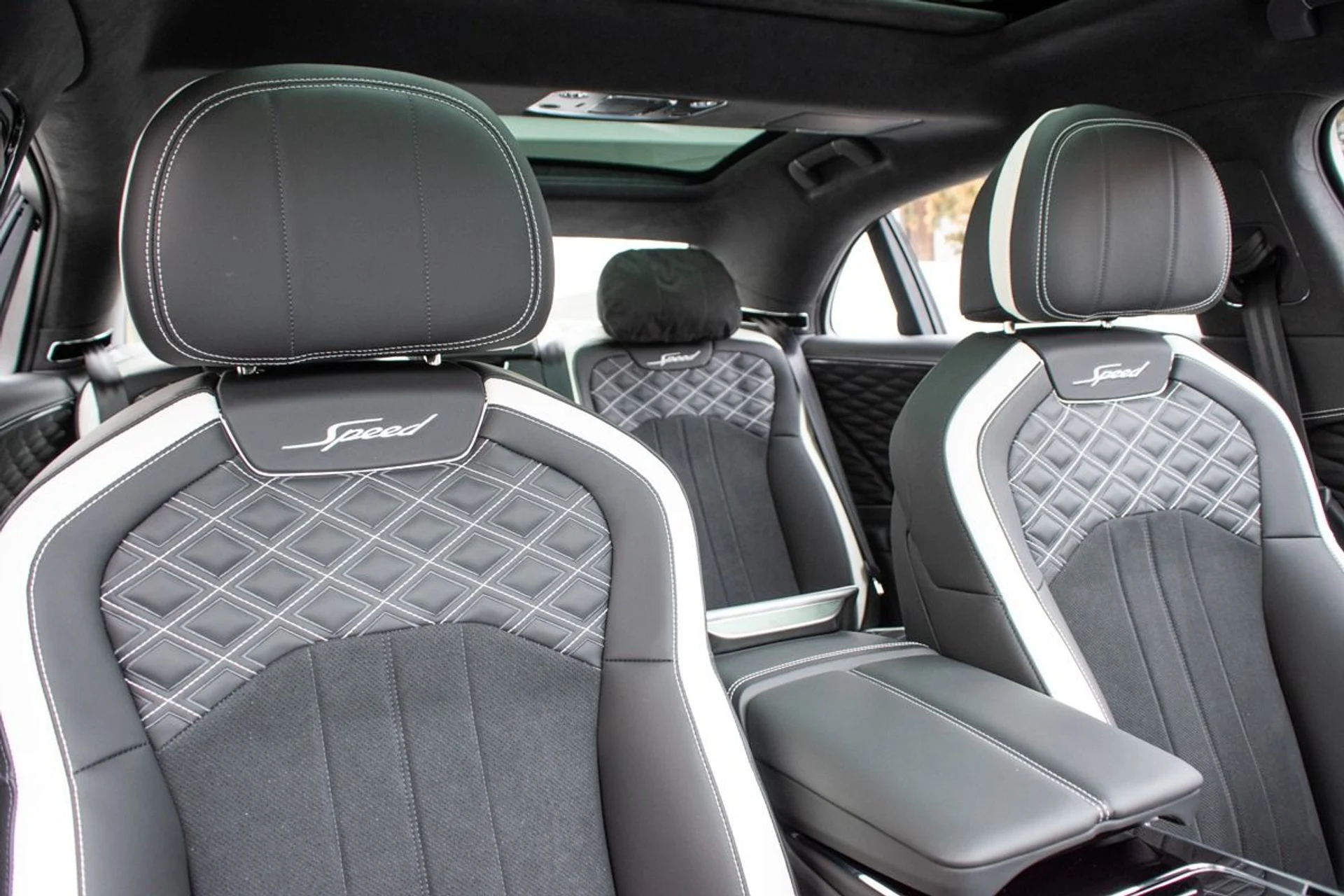 mph001_2377631892_Used_2024_Bentley_Flying_Spur_Speed_1712782195_a41ba089bc