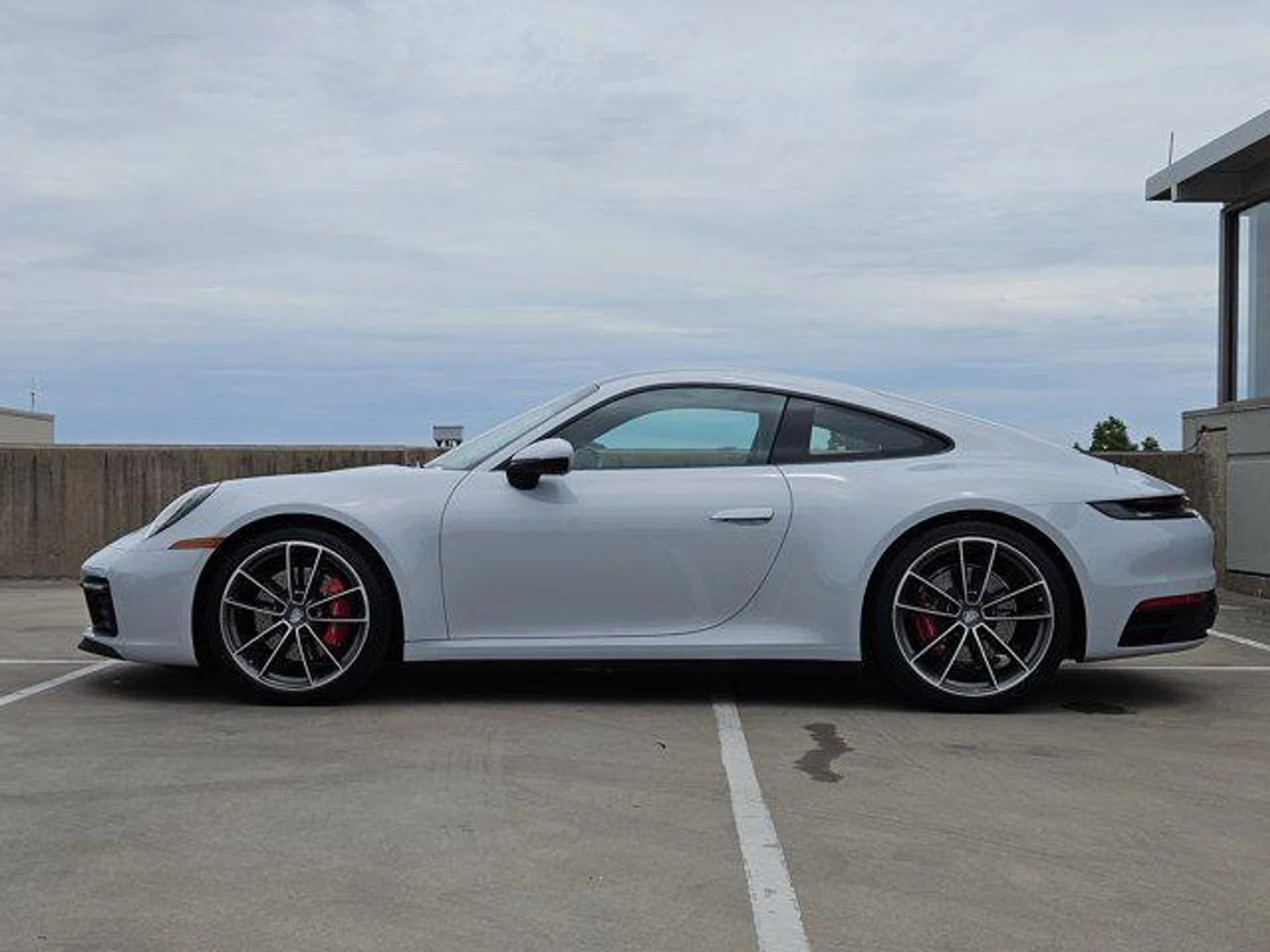 mph001_2390287979_3_Sh6_NM_Kc_Ue1_q_NT_66d_Z_Sp_UH_6jo_E_71d1b7a410