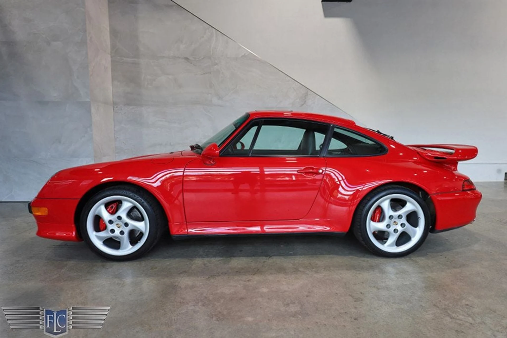 mph001_2391577762_used_1998_porsche_911_carrera_4_2drcoupecarrera4s_9689_22929030_2_1024_b75e7eabaa