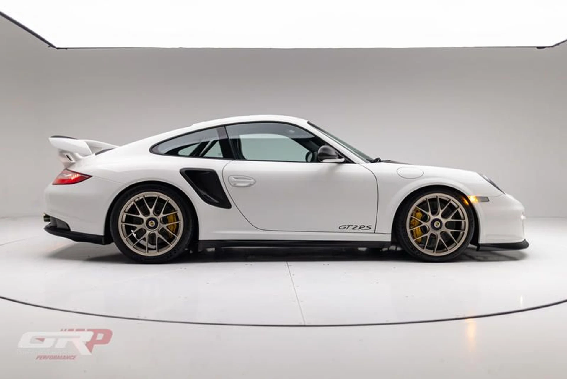 mph001_239527188_DF_4172_B1_42_EF_4_FC_4_B511_053_D15_A27_D0_D_14b9a34c5a