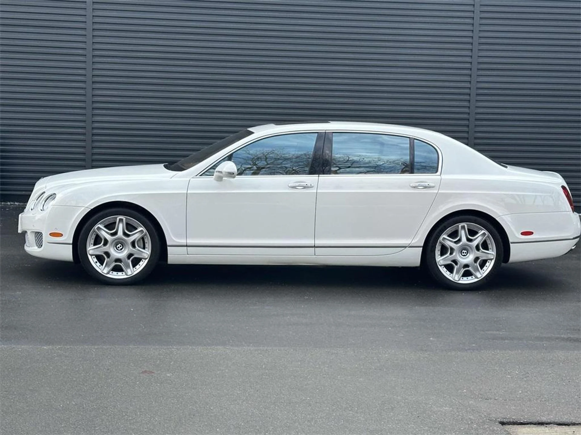 mph001_2398348095_l_Jyk_Bib_T5ukgud_No_c_TVQTFT_5qw_7575ee5b72