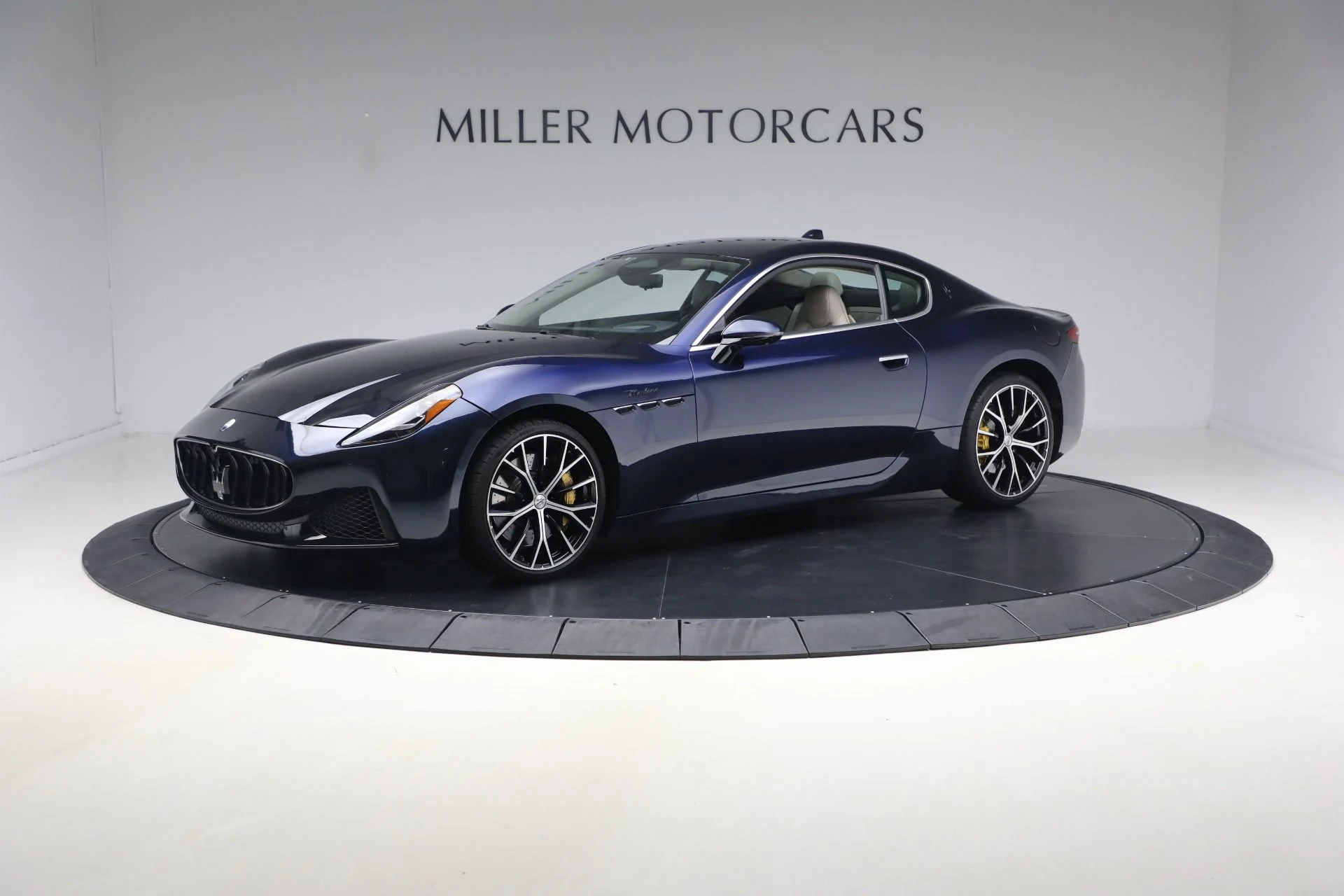 mph001_2400308510_Used_2024_Maserati_Gran_Turismo_Modena_1793123717_79ad91c823