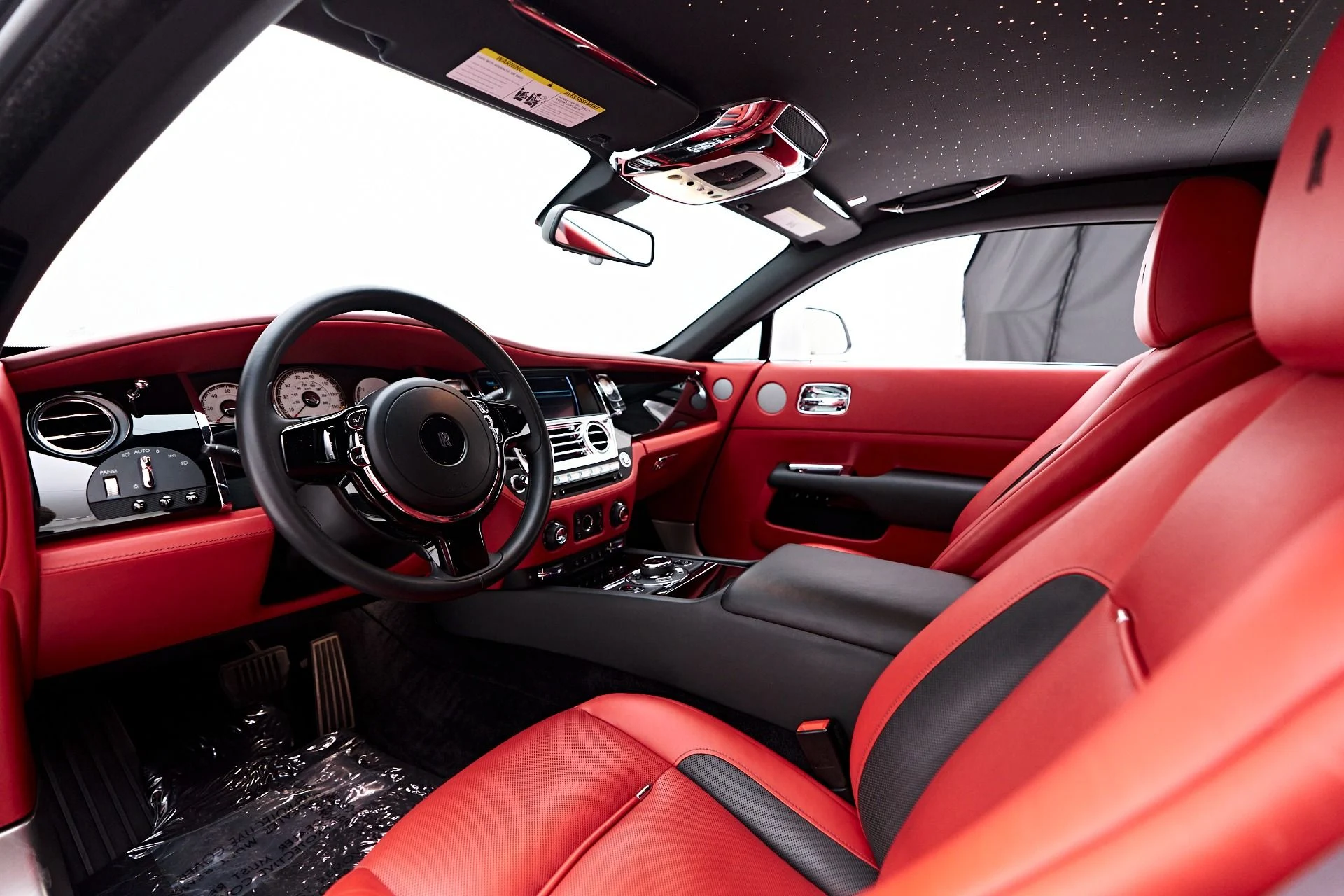 mph001_2401638095_Used_2018_Rolls_Royce_Wraith_Base_1758573609_ca0fae081f