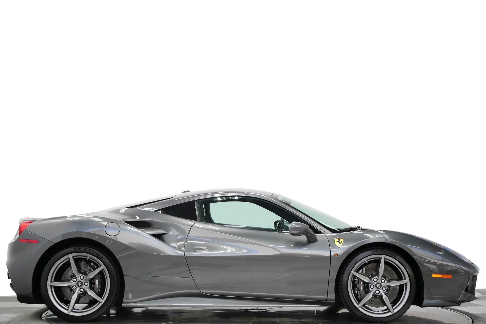 mph001_2406186745_Used_2019_Ferrari_488_GTB_Low_Miles_Carbon_Buckets_Carbon_Driving_Zone_1790697844_30aa4b3891