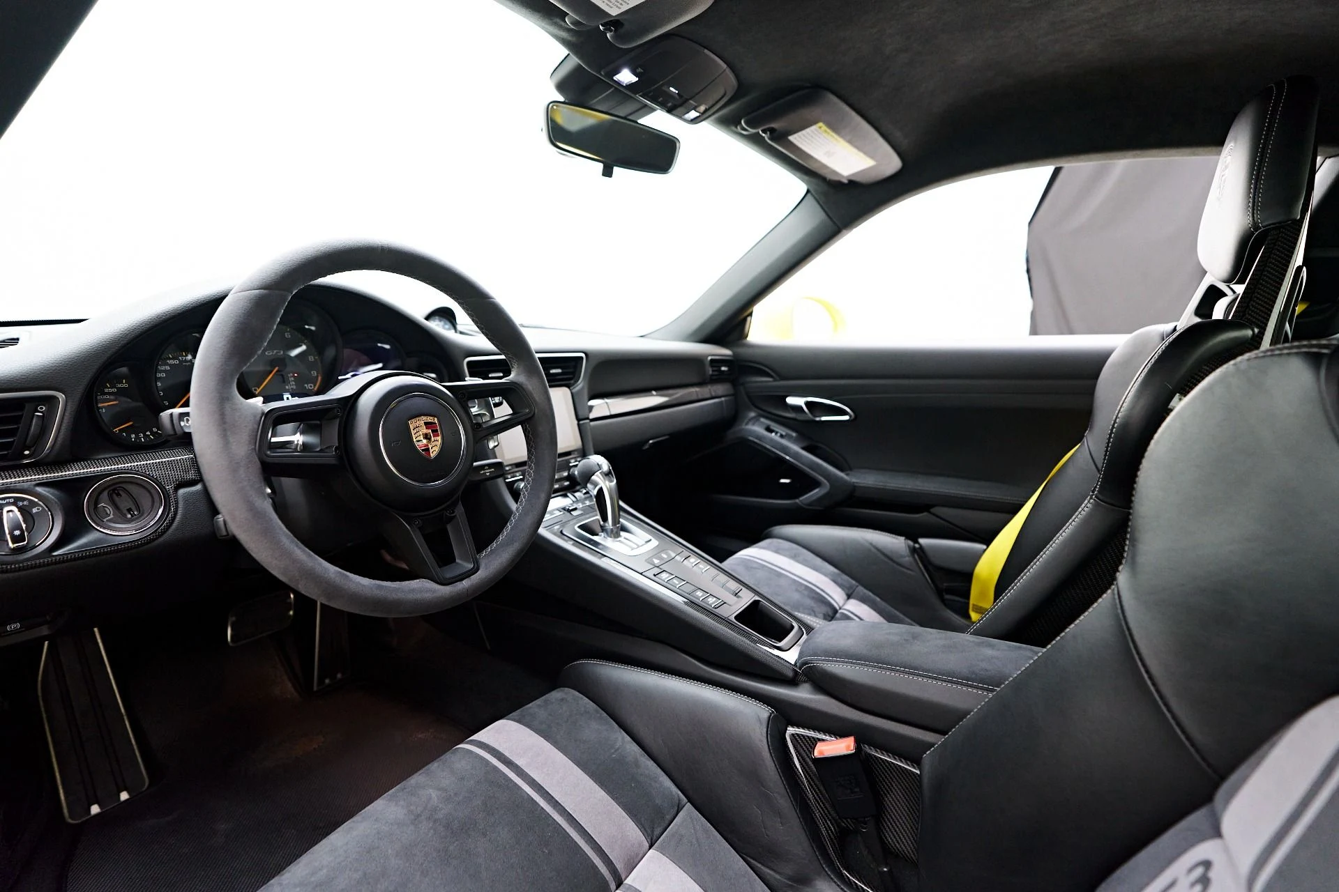 mph001_24112377_Used_2018_Porsche_911_GT_3_1755896693_dabdccb4dd