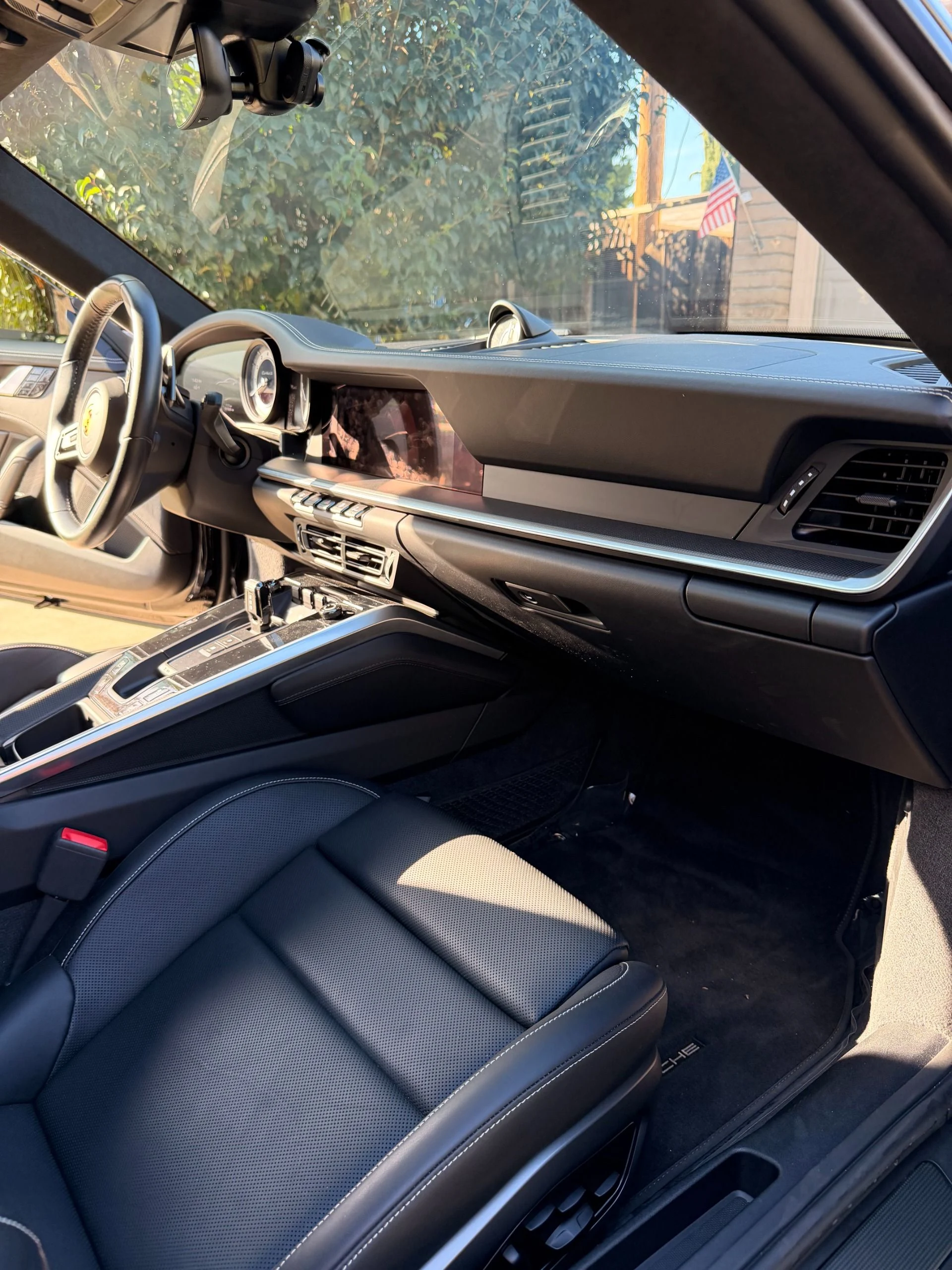 mph001_2414275023_Used_2021_Porsche_911_Turbo_S_1766101295_c5fccb710b