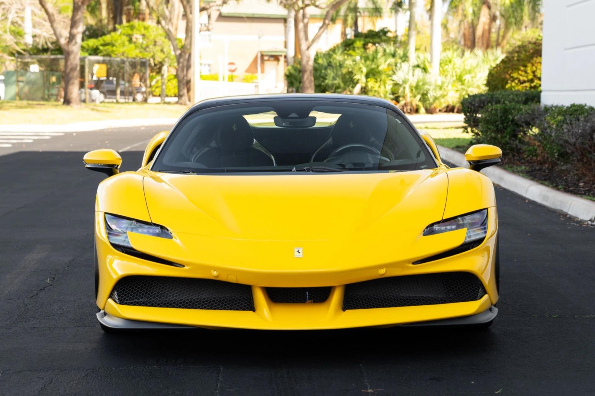 mph001_242786141_Used_2025_Ferrari_SF_90_Spider_1772646640_0675092ee5