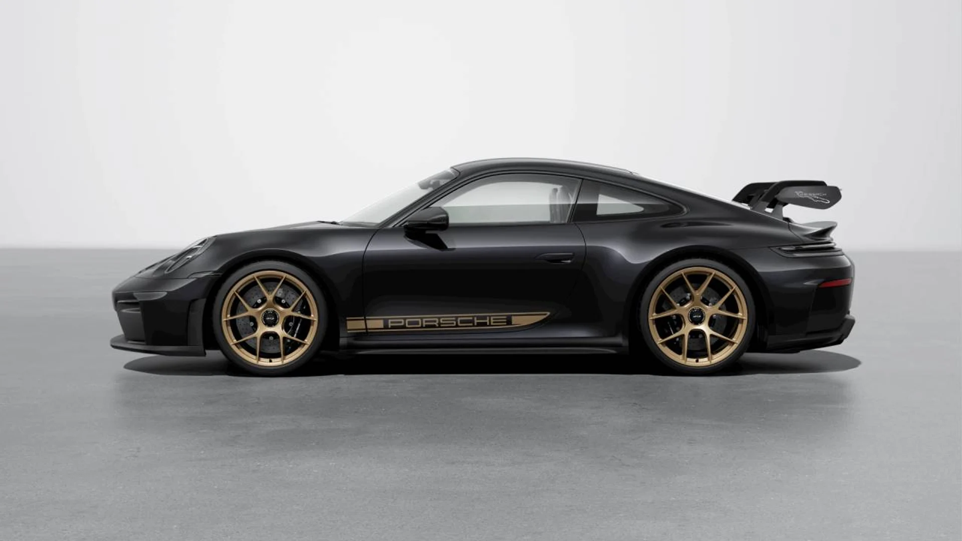 mph001_2432871188_0b901f316cd738c3d2c779190776f9b6_37eee588be