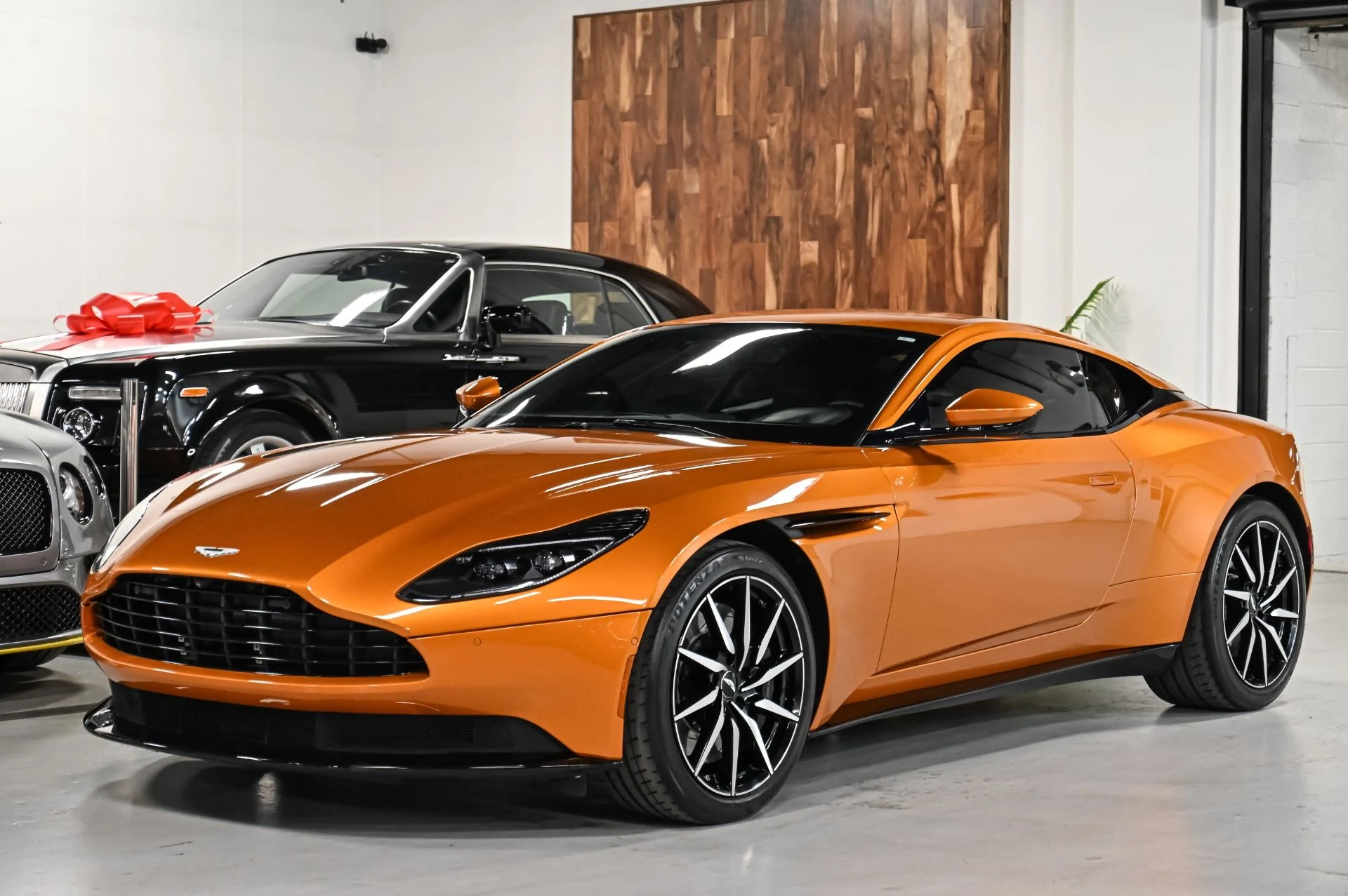 mph001_2437237726_Used_2018_Aston_Martin_DB_11_Base_1758753166_ee33c0e9e5