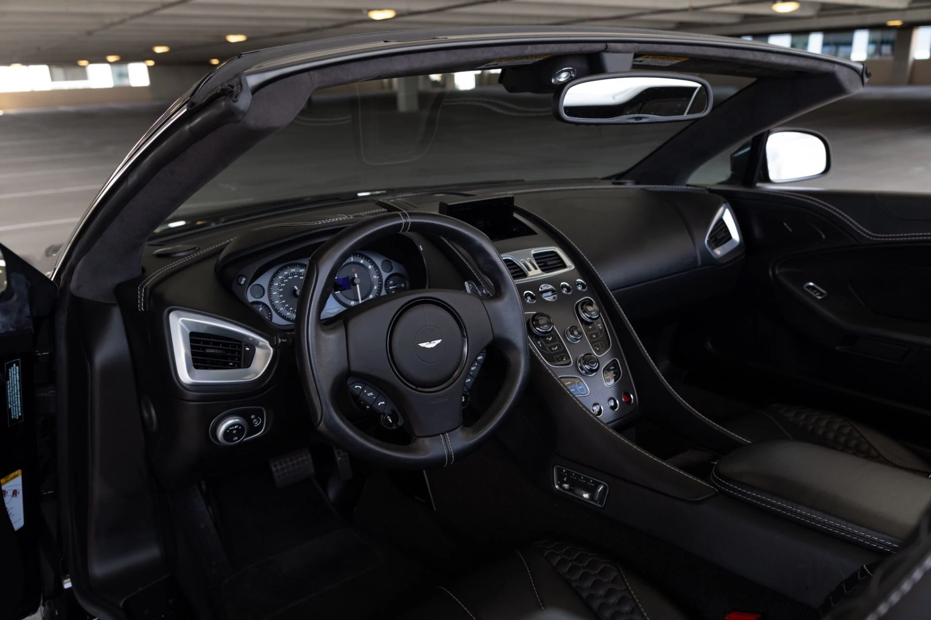 mph001_244862186_Used_2015_Aston_Martin_Vanquish_Volante_1776978035_d6c4159f56