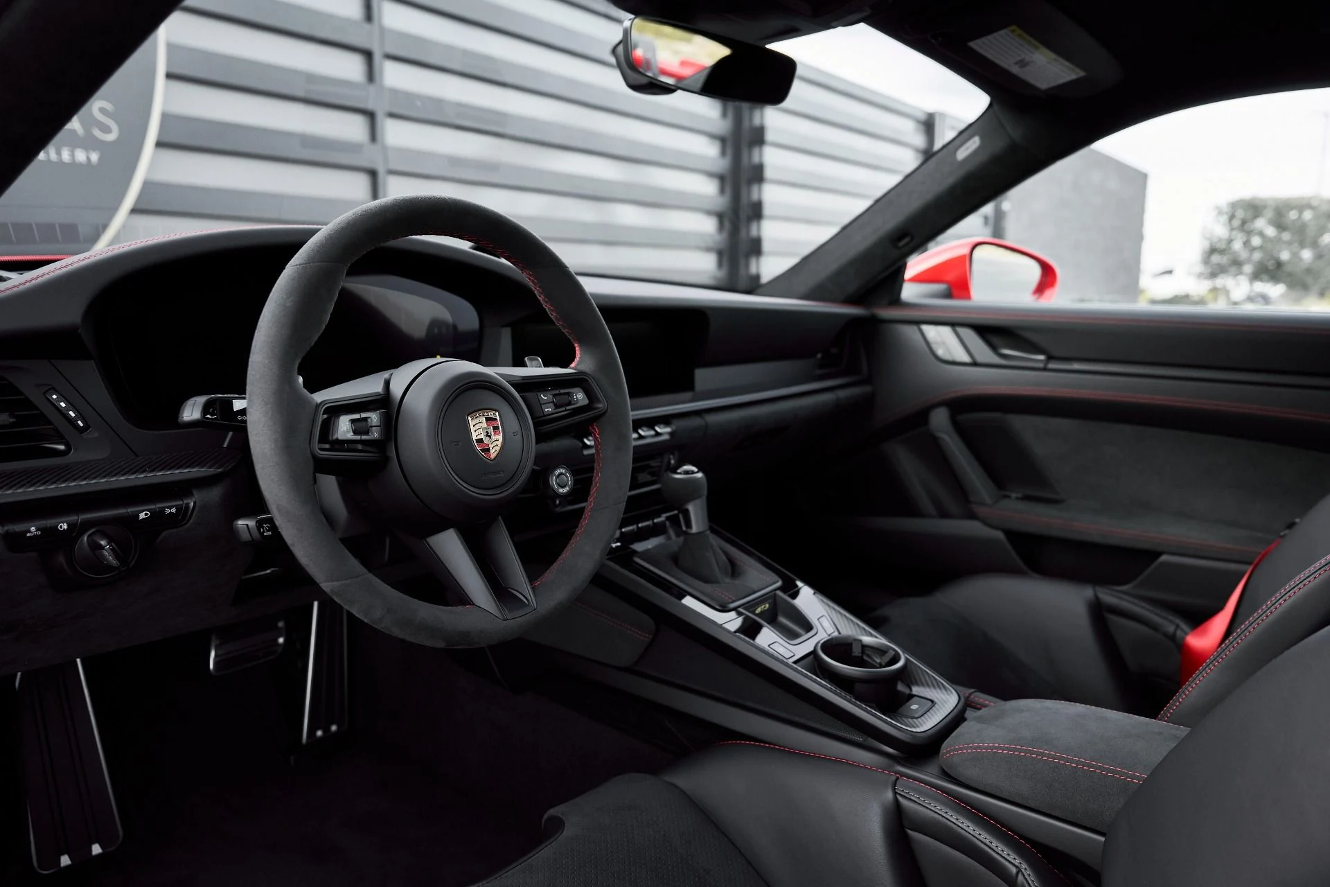 mph001_246389877_Used_2025_Porsche_911_GT_3_1766514397_cc39120a5a