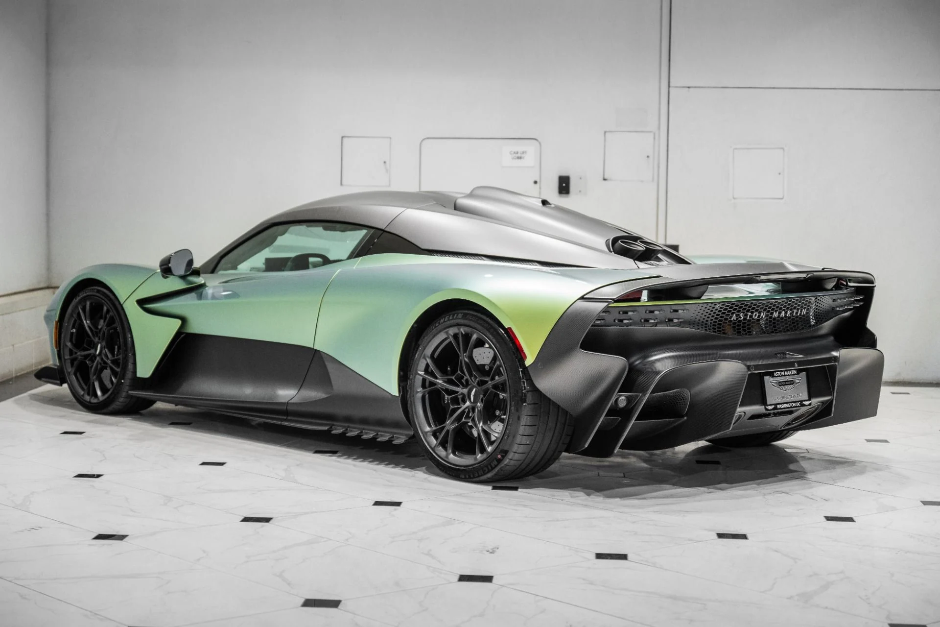 mph001_2468150374_New_2026_Aston_Martin_Valhalla_1790437423_628e4a36bd