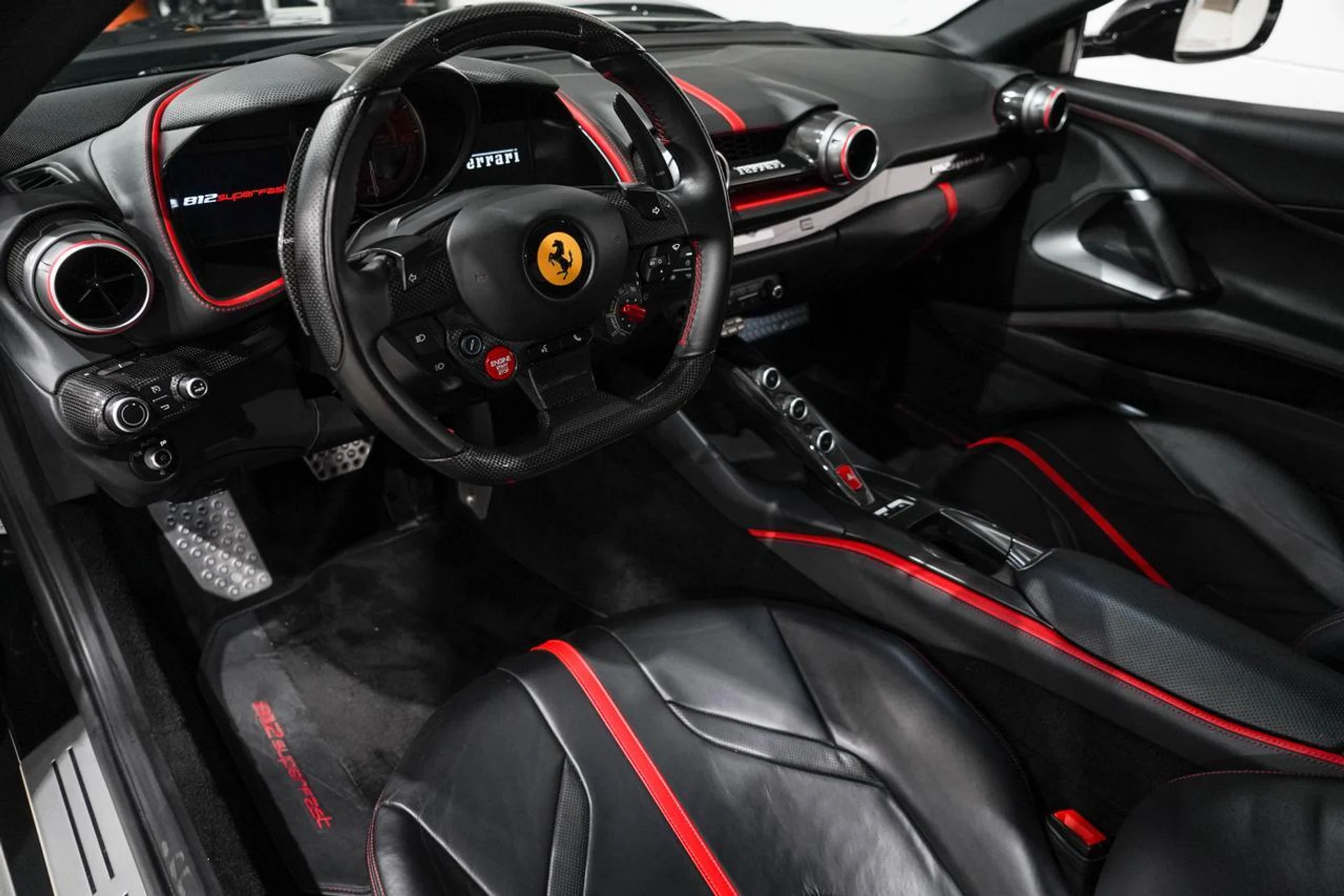 mph001_2468280860_e60fbf2dc3b749bb79a4484861401e39_1a44647a3b