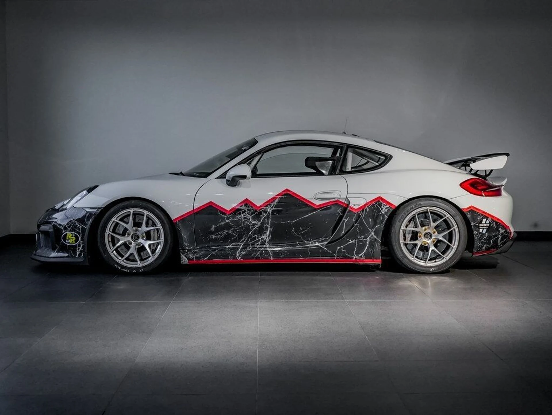 mph001_2468365907_339e9045c998fe8417646c3f19d22b19_7f2d6a7bf0