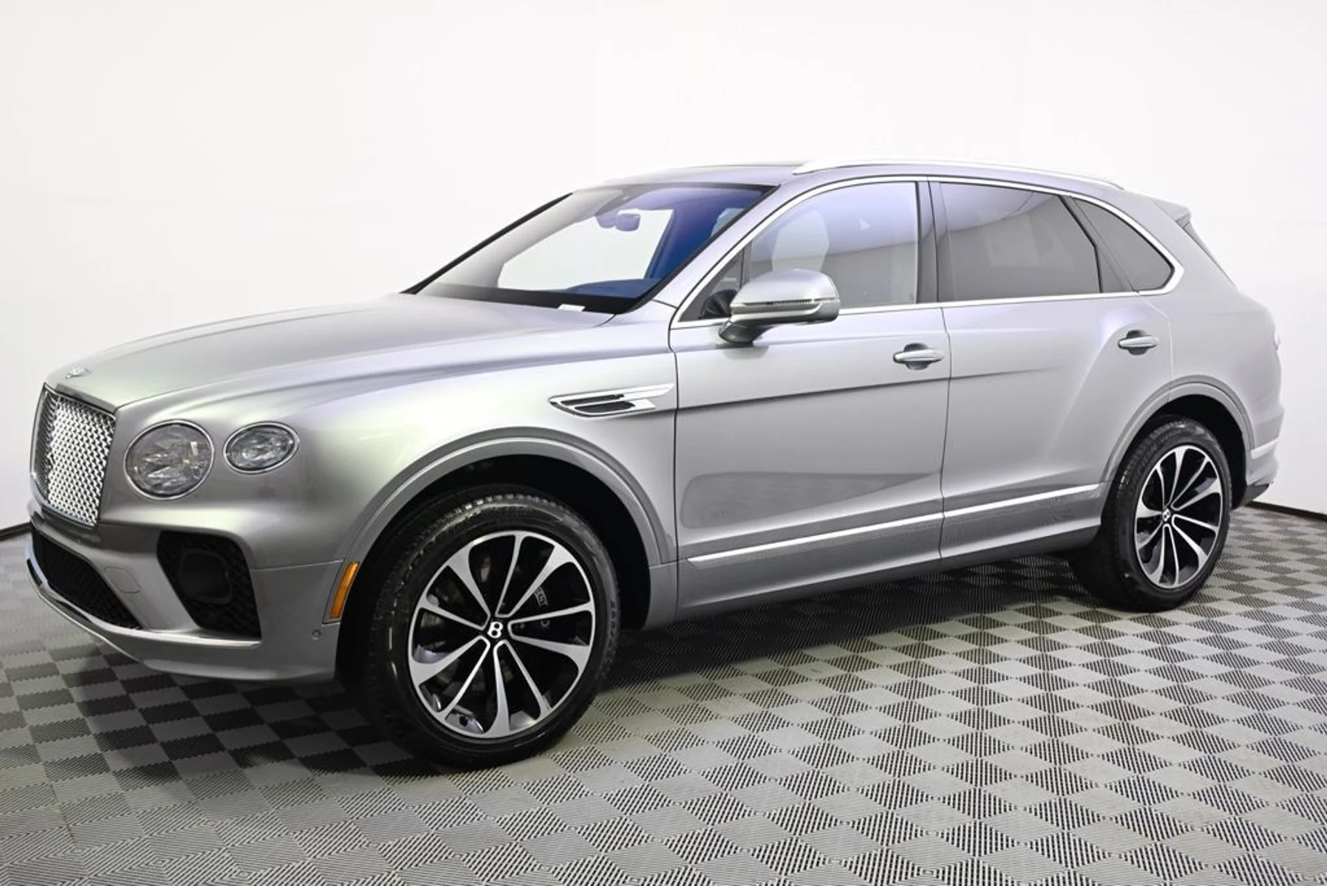 mph001_2470025109_16b6cbf36a5e426f9e0013b19e35534b_4b729c6944