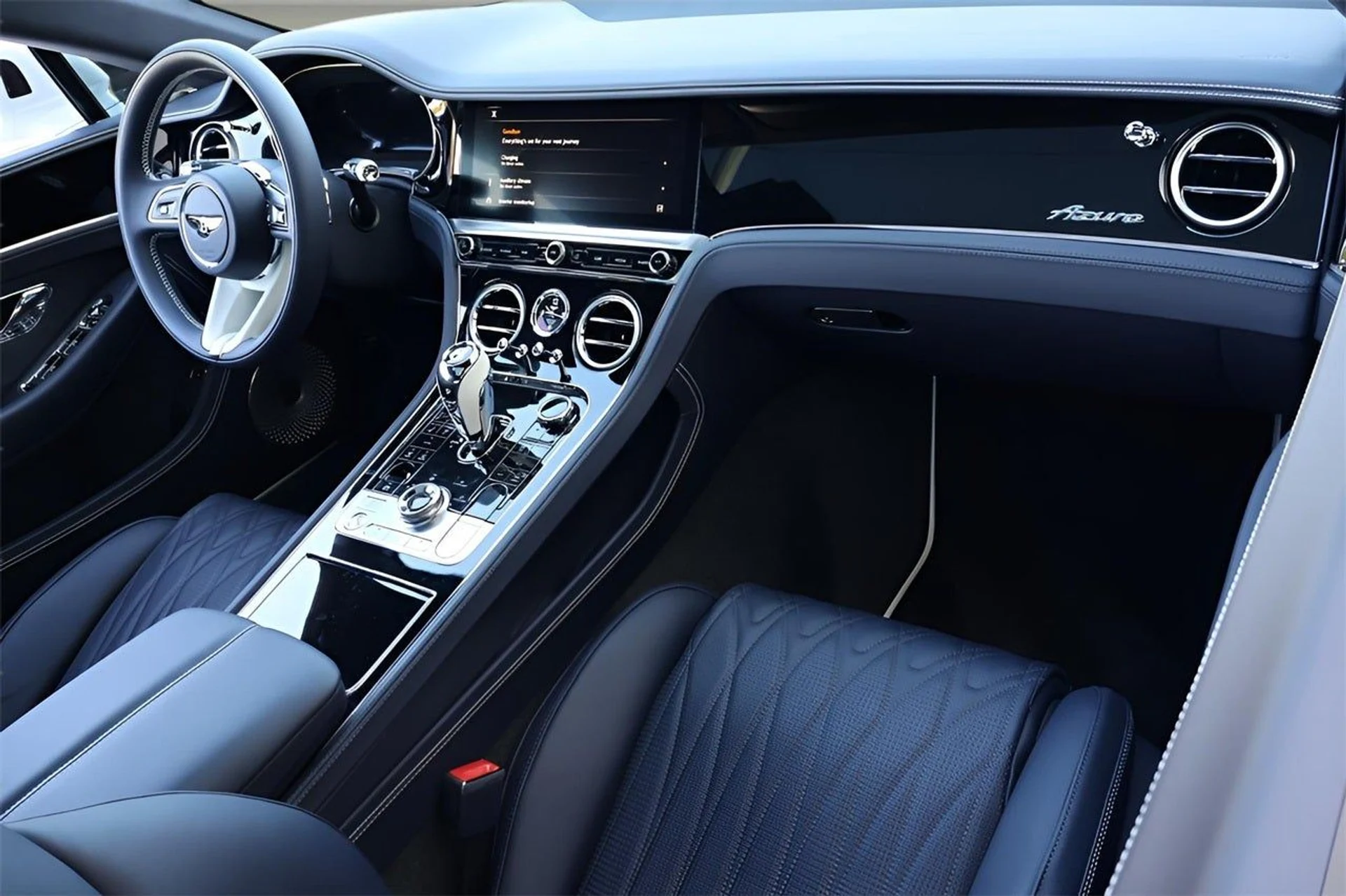 mph001_2480041053_2_b8b63714f0