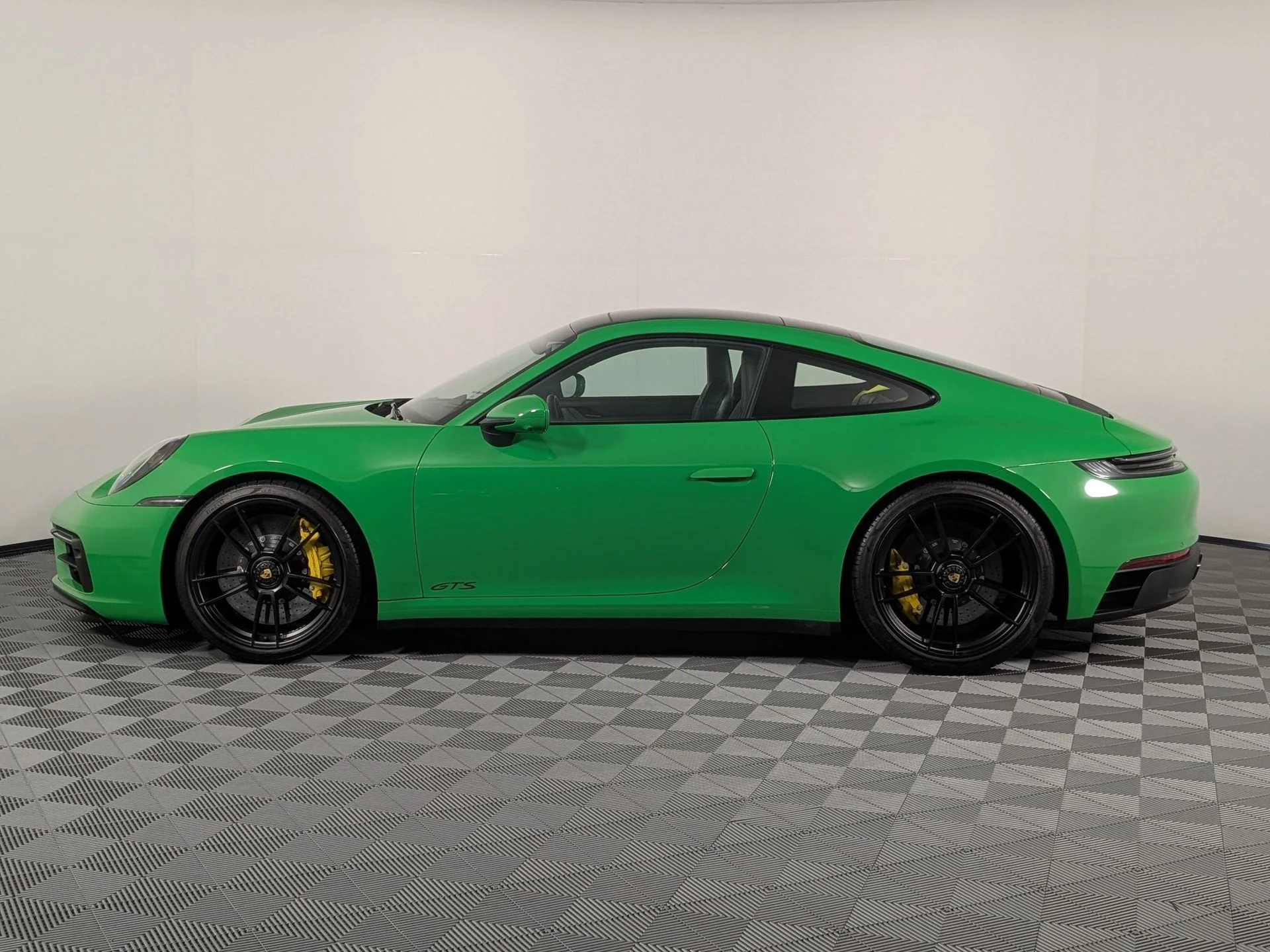 mph001_2491032922_b9385cbb07be8fa00975bc9e28764b57x_ed020a7b0b