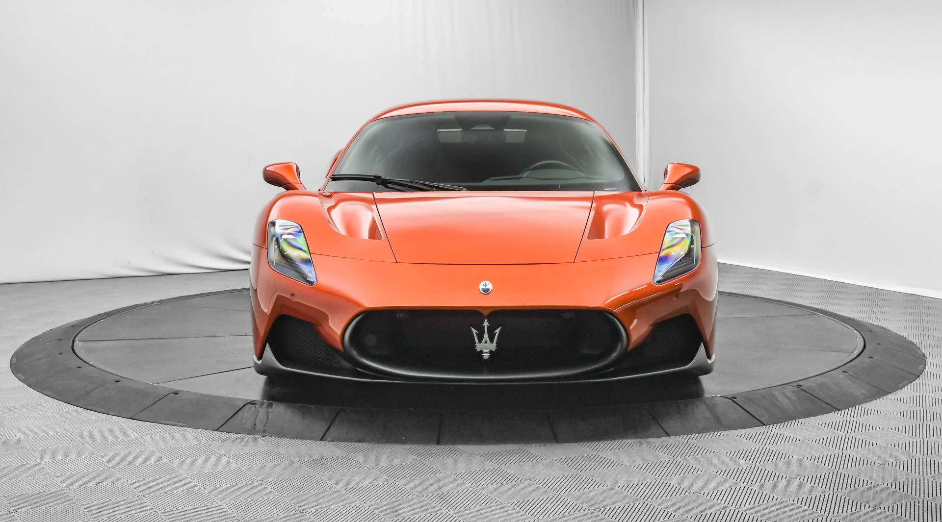 mph001_2494605392_Used_2024_Maserati_MC_20_1754121269_0680c2a686