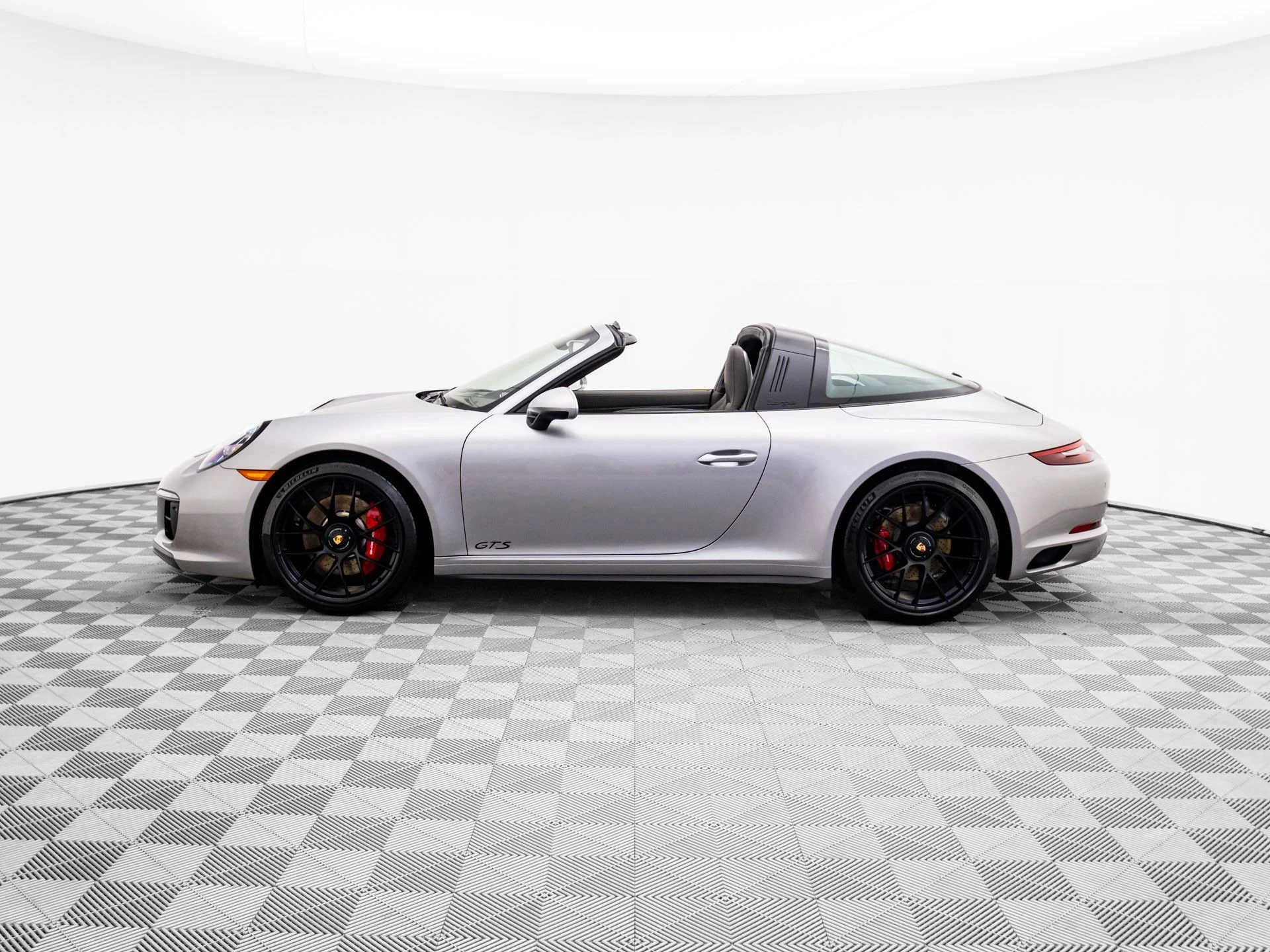 mph001_2503282288_cda91dfd727c09536ac140a3be2cecadx_6d8f315a67