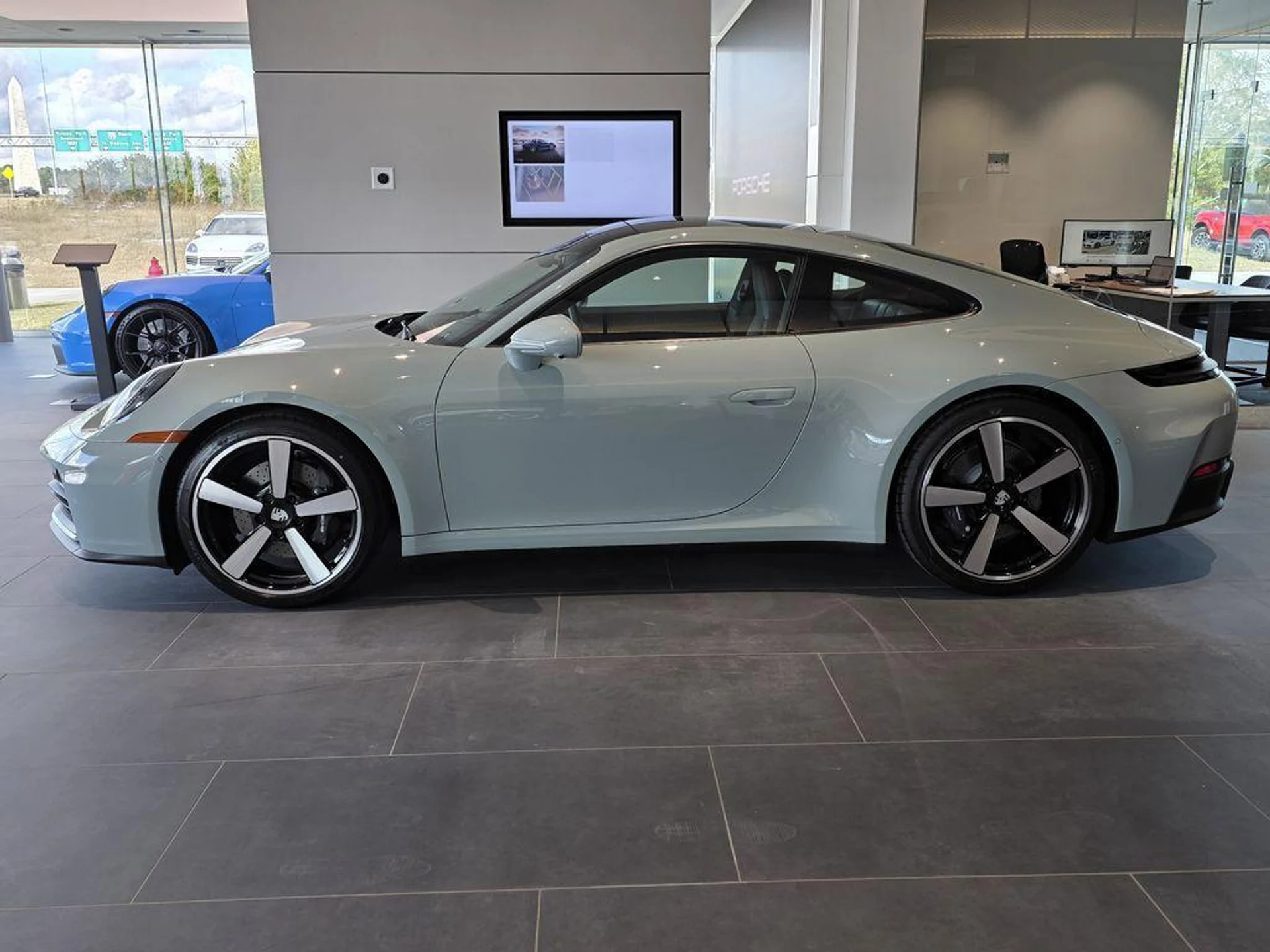 mph001_2506671598_V_St_LH_6_VFA_Qqv_Kt1nck_Lnl6a_UH_74_744d342086