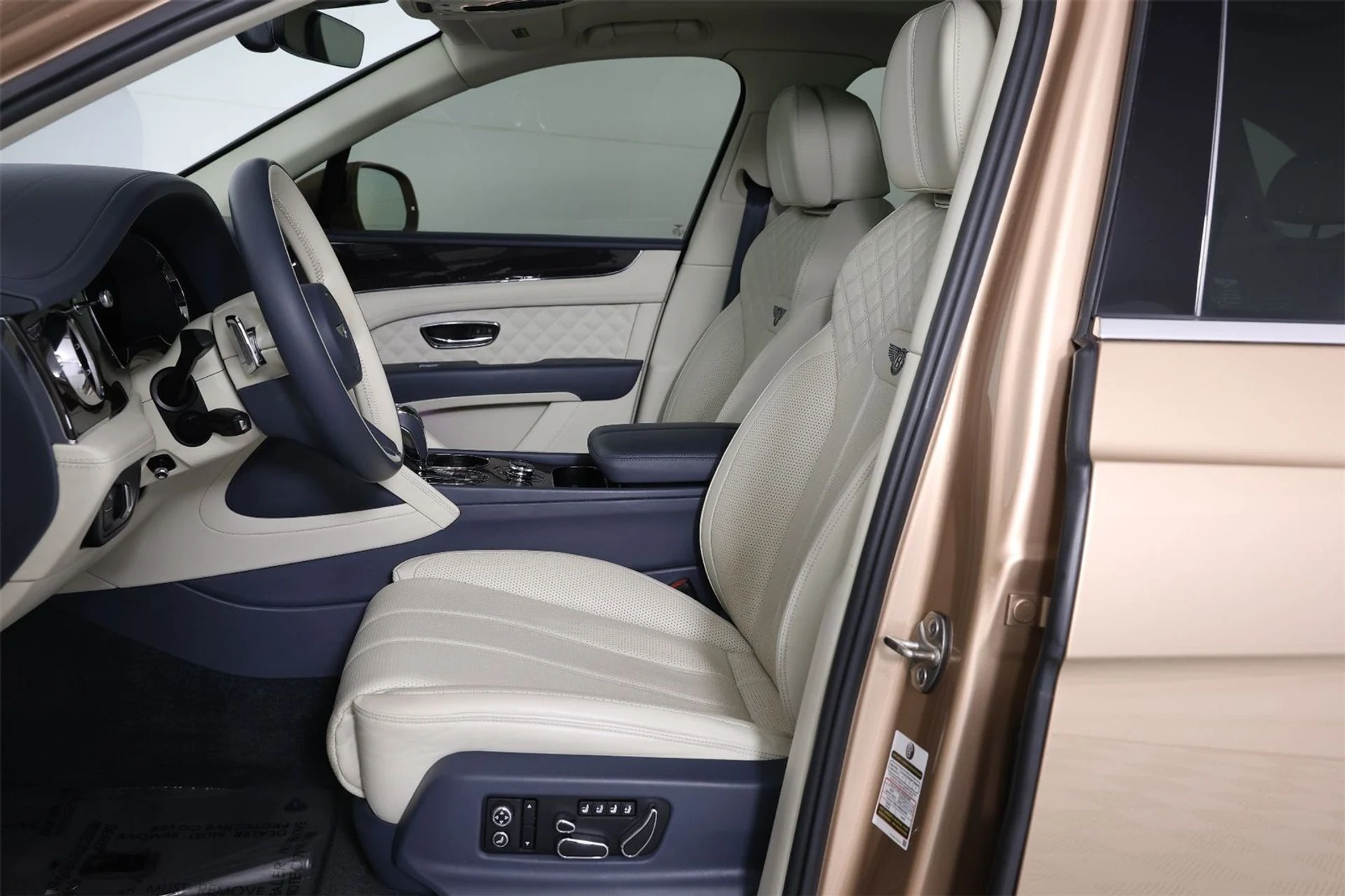 mph001_2507254868_a9c82fd32bb0709c85963ee3a12a4af2_493bcc0150