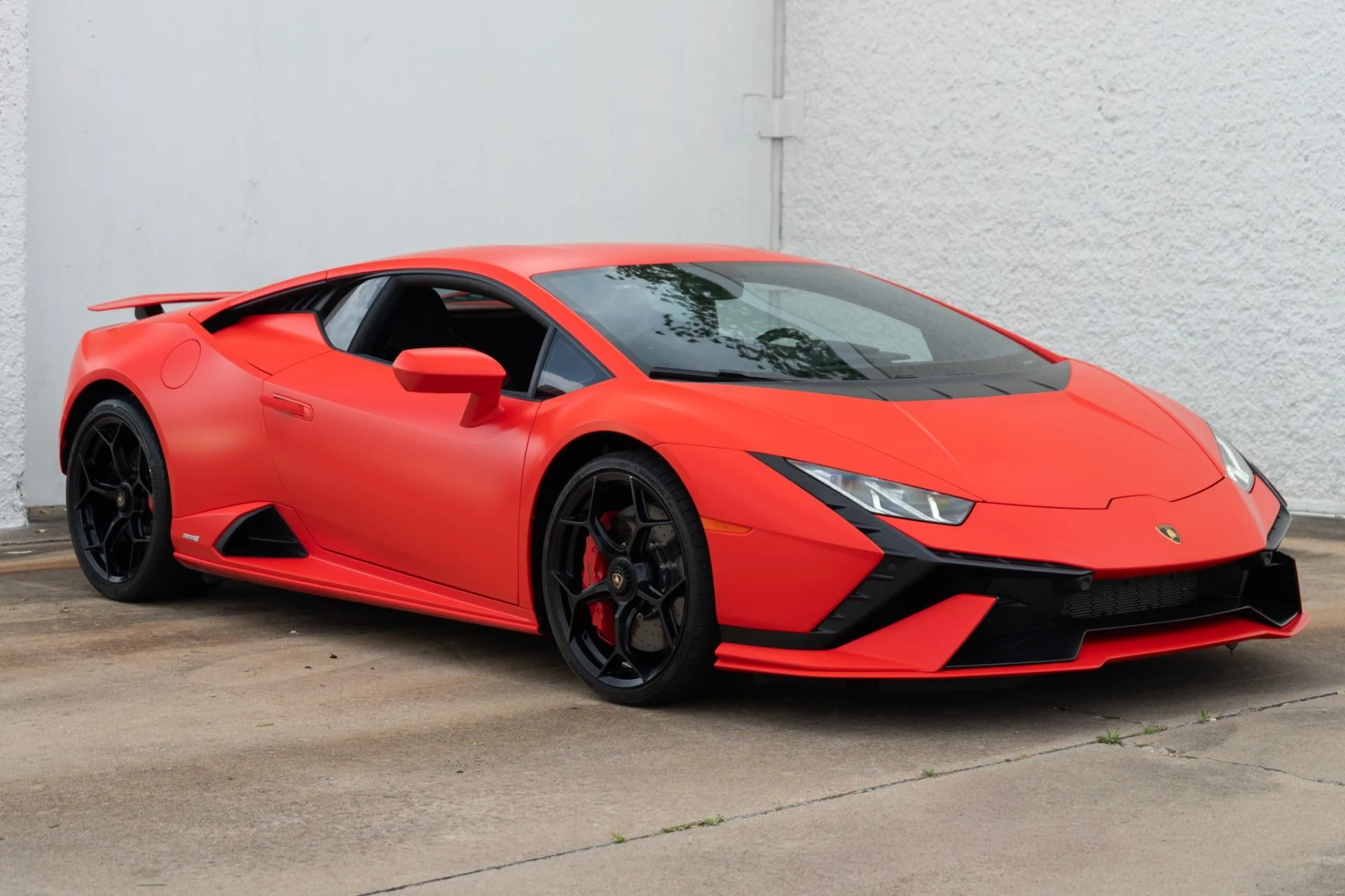 mph001_2507397905_Used_2023_Lamborghini_Huracan_Tecnica_1776704544_9394a15b08