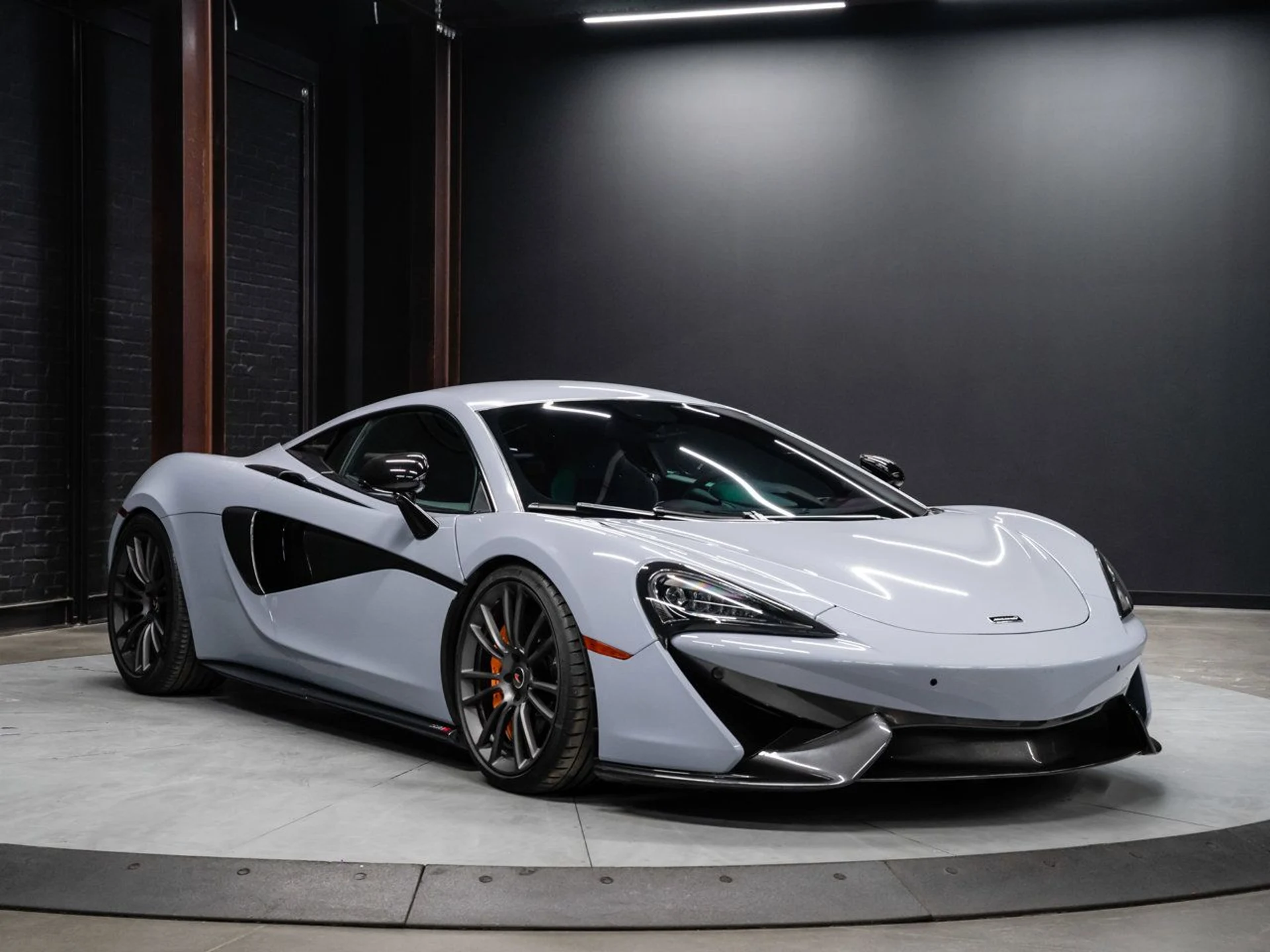 mph001_2509750277_mclaren_570s_2017_e4c78c7d0d