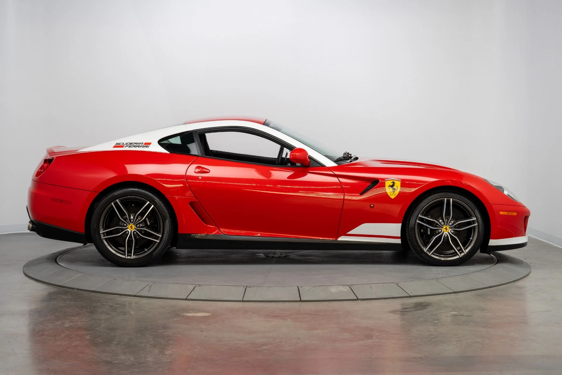 mph001_2519303094_Used_2011_Ferrari_599_GTB_Fiorano_60_F1_Alonso_Edition_1773860141_07155bb9fa