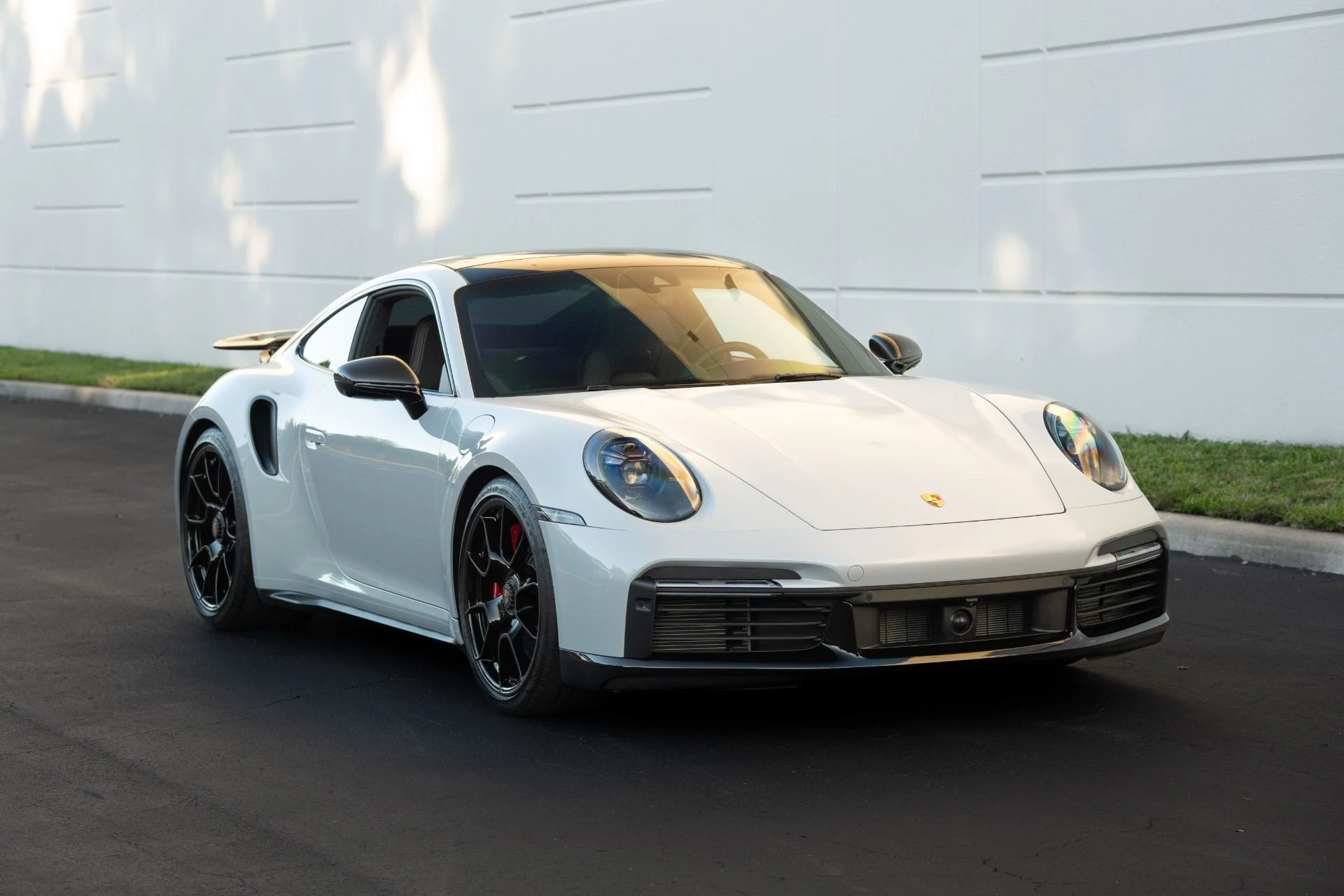 mph001_2521134892_Used_2024_Porsche_911_Turbo_1762281596_bbc5e71cd1