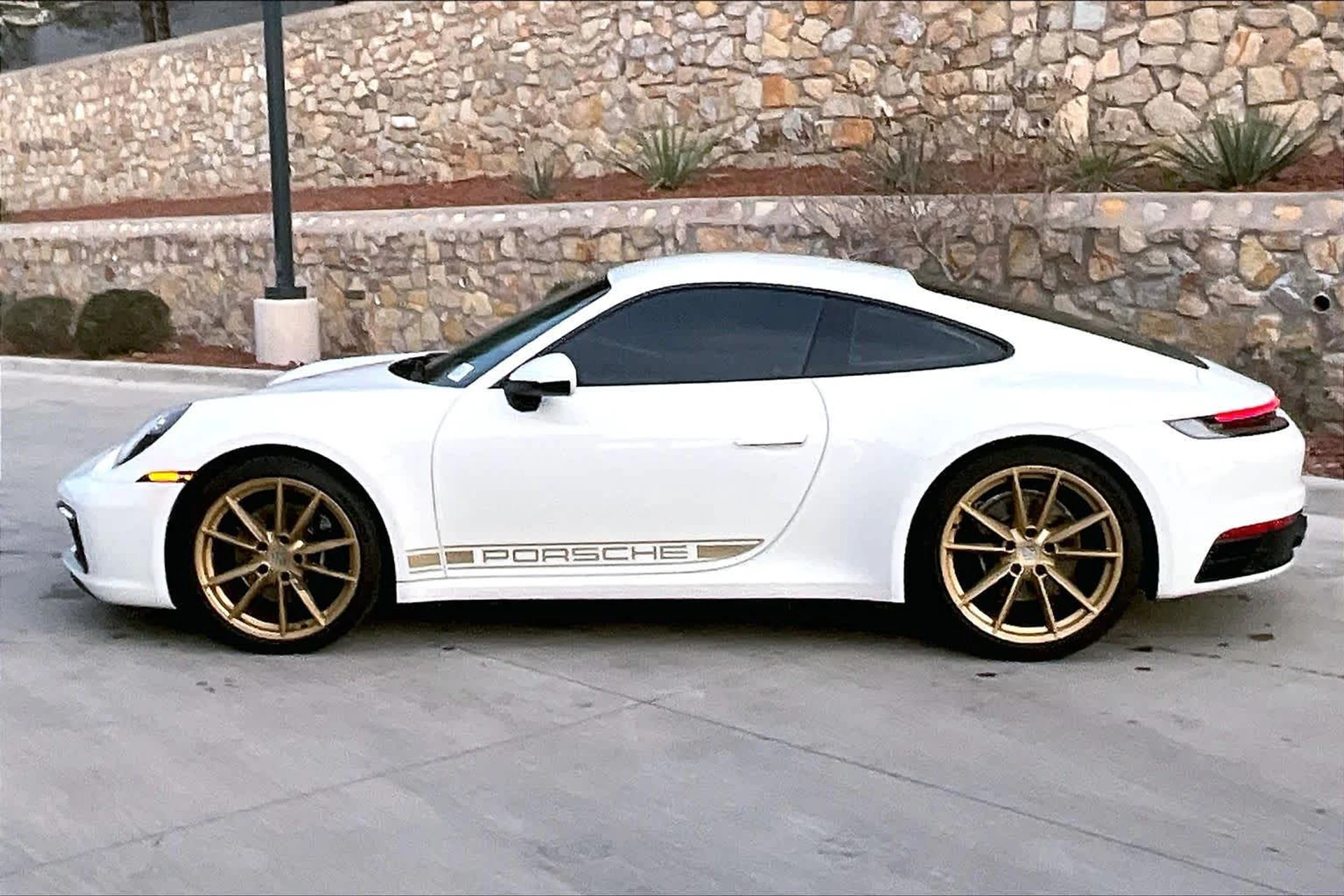 mph001_2525092357_21a63c5f085cf37ee41b7d947a49bbb0_f97aee277d