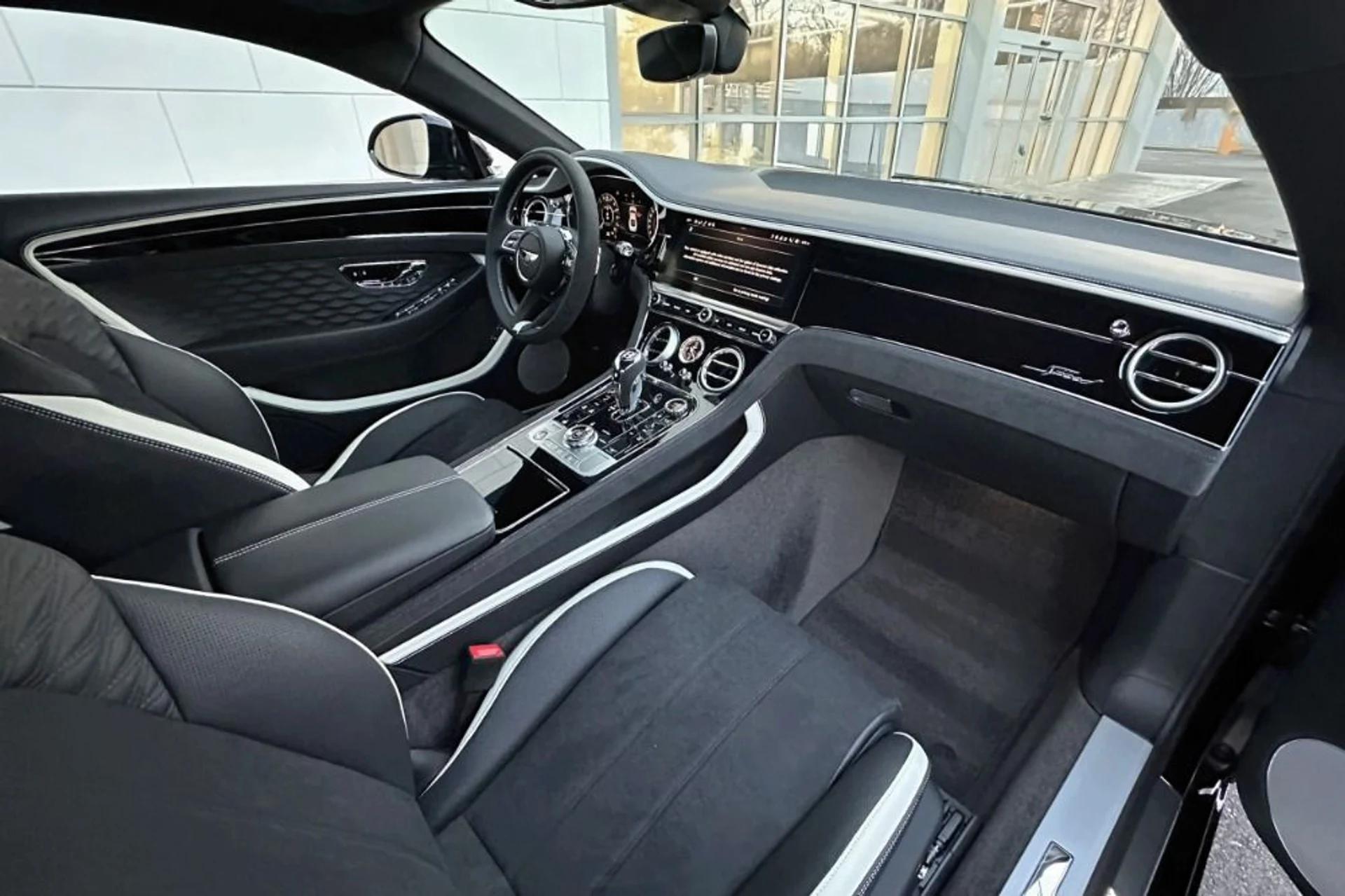 mph001_2525479245_New_2026_Bentley_Continental_GT_Speed_1765804716_3fe3b1f248