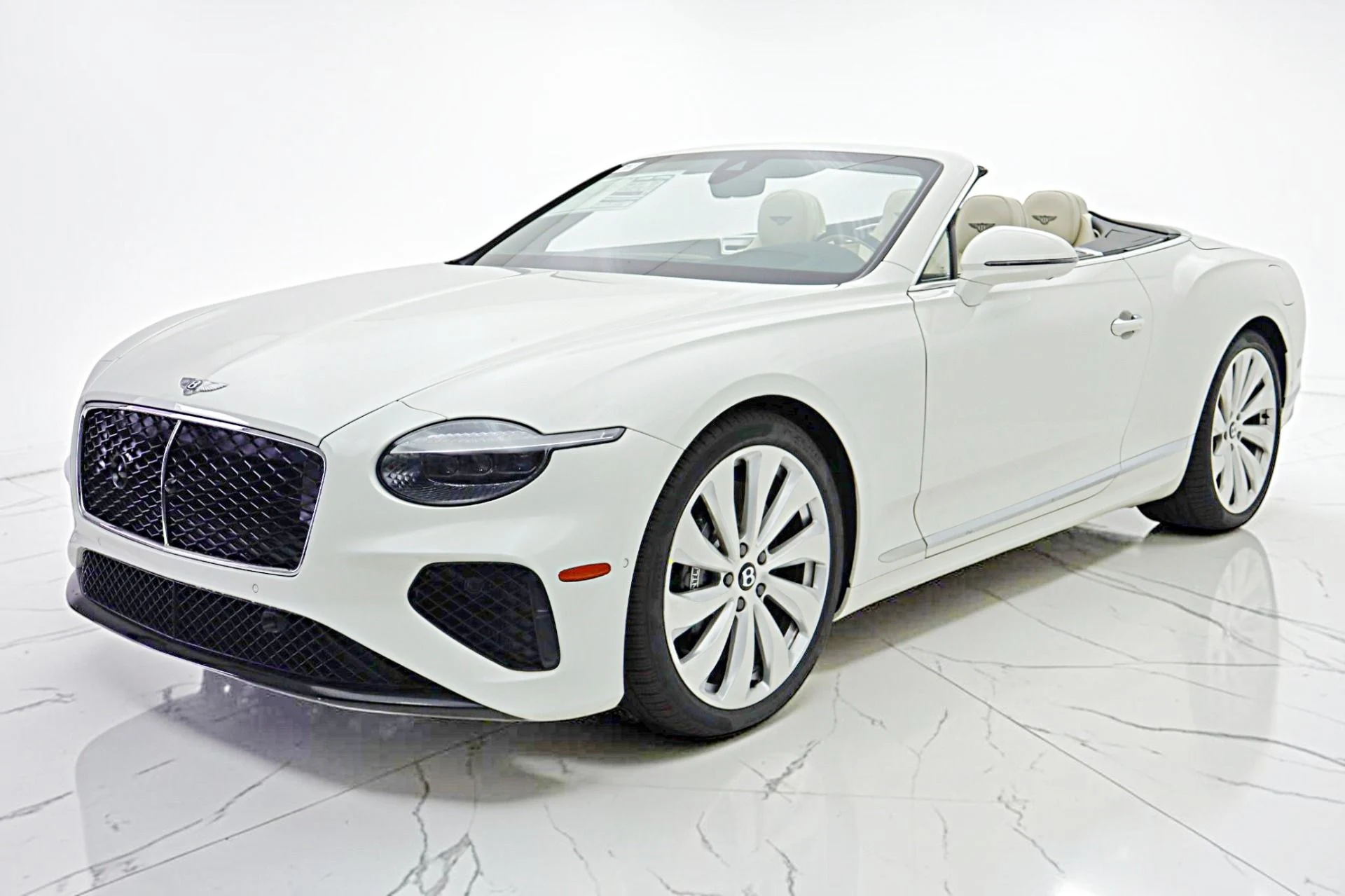 mph001_2541540773_New_2026_Bentley_Continental_GTC_d33956f7ce