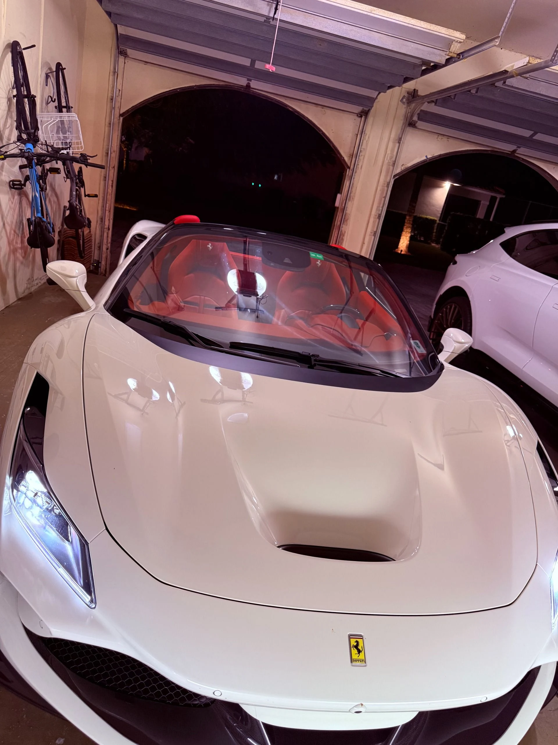 mph001_256296756_Used_2021_Ferrari_F8_Spider_1761691350_1ddb68cb2d