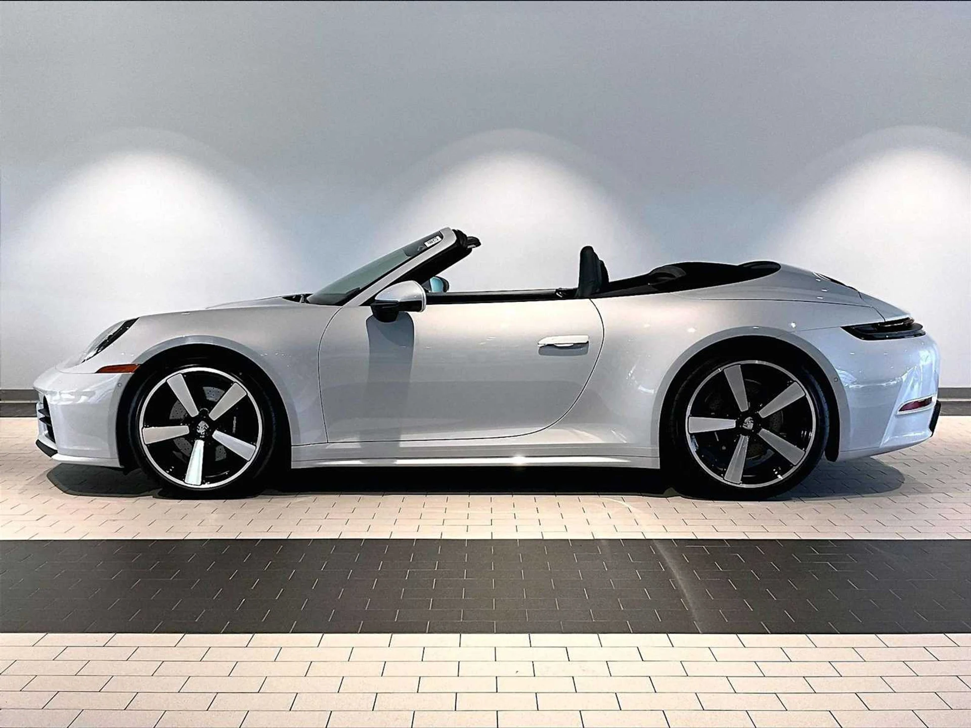 mph001_256351328_f5fda28e9915235e70d9c85e1de76adfx_93459375cd